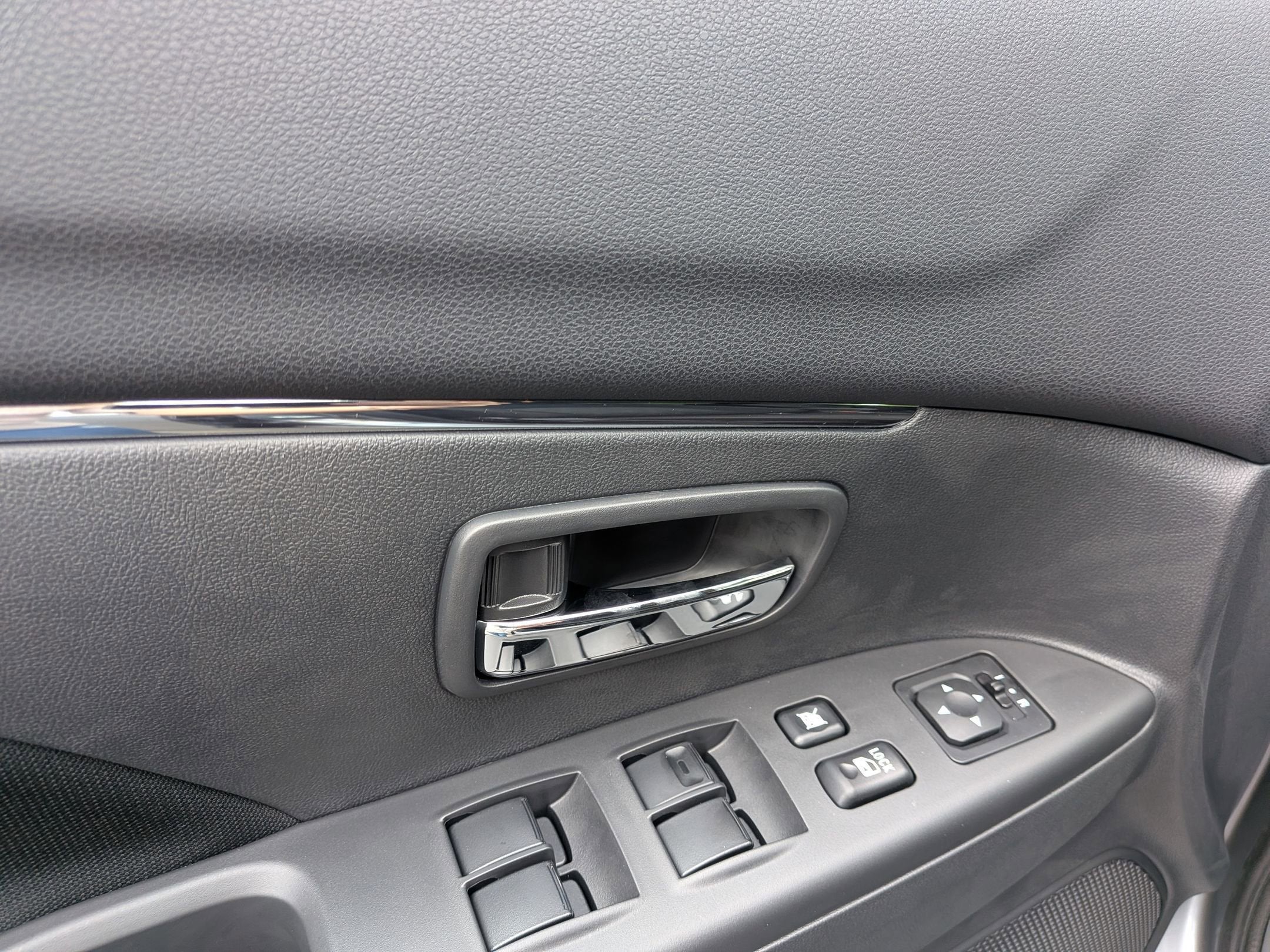2026 Mitsubishi Outlander Sport S