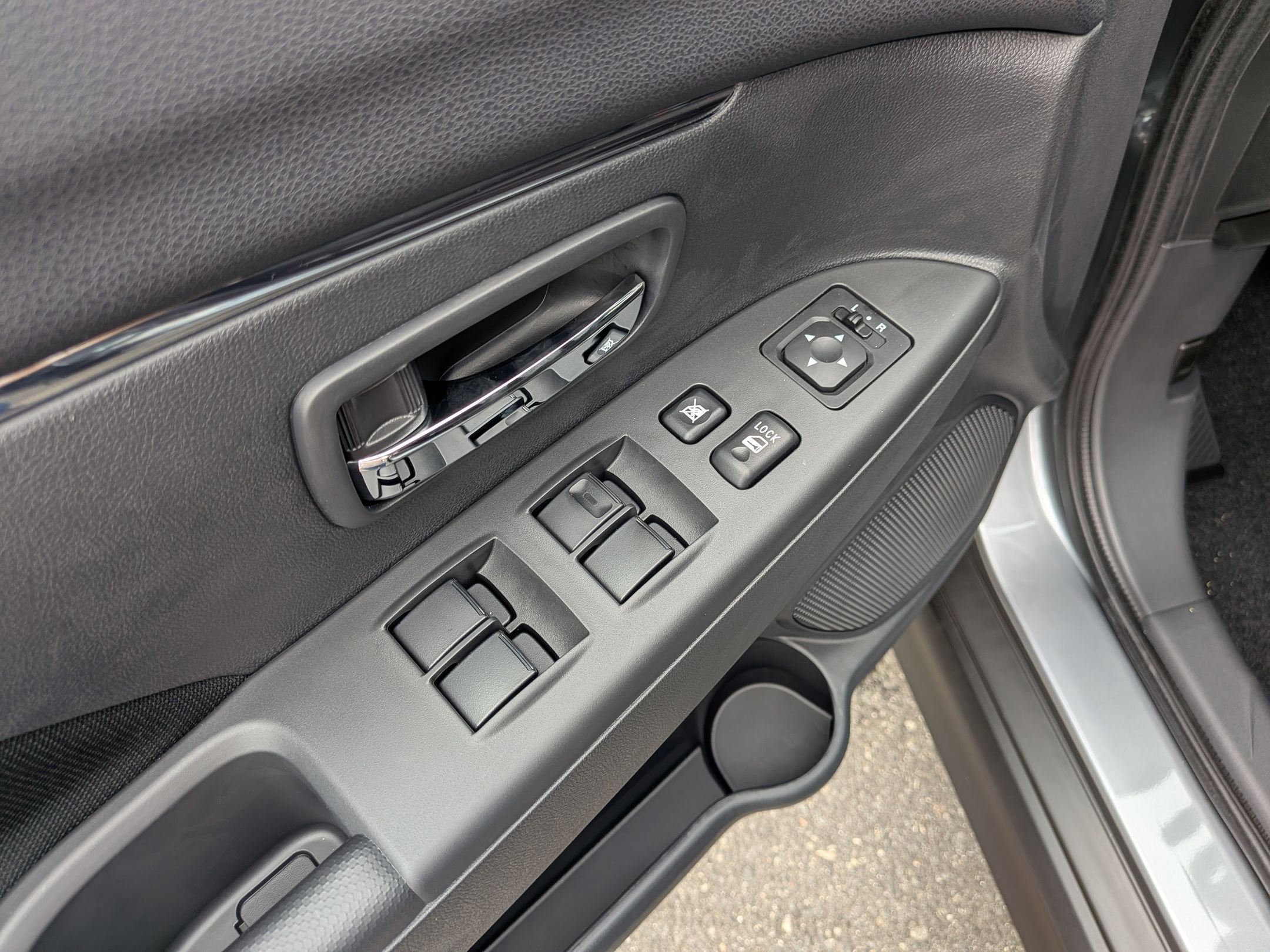 2026 Mitsubishi Outlander Sport S
