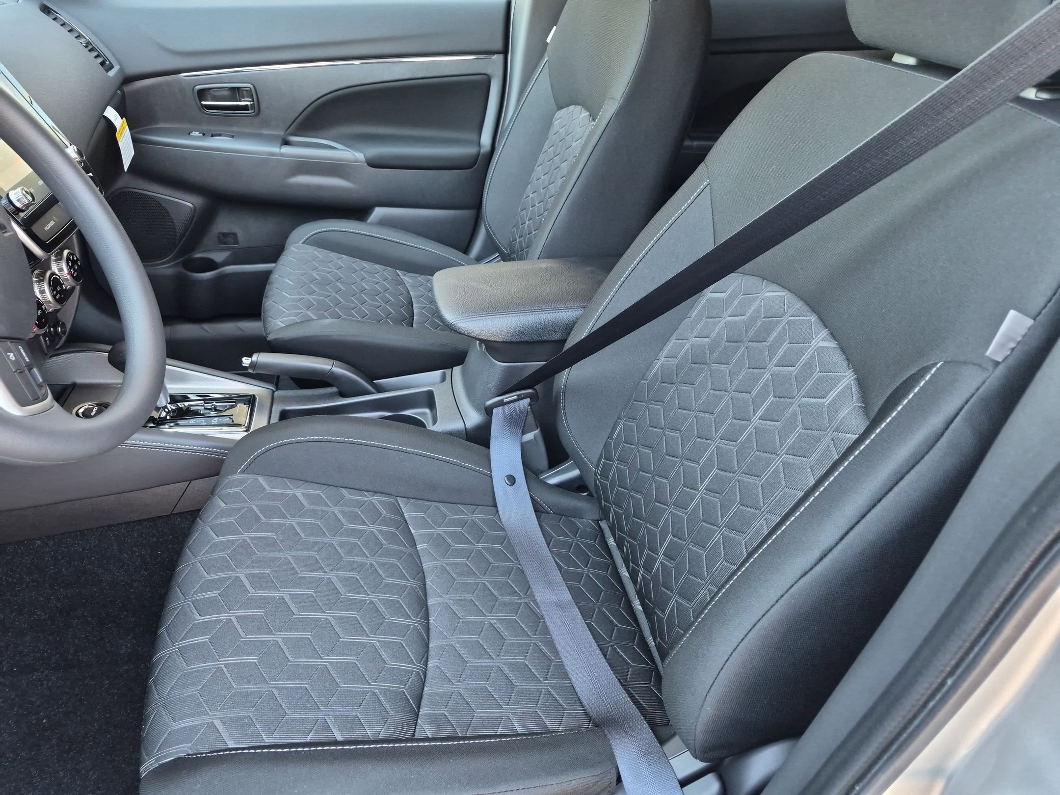 2026 Mitsubishi Outlander Sport ES