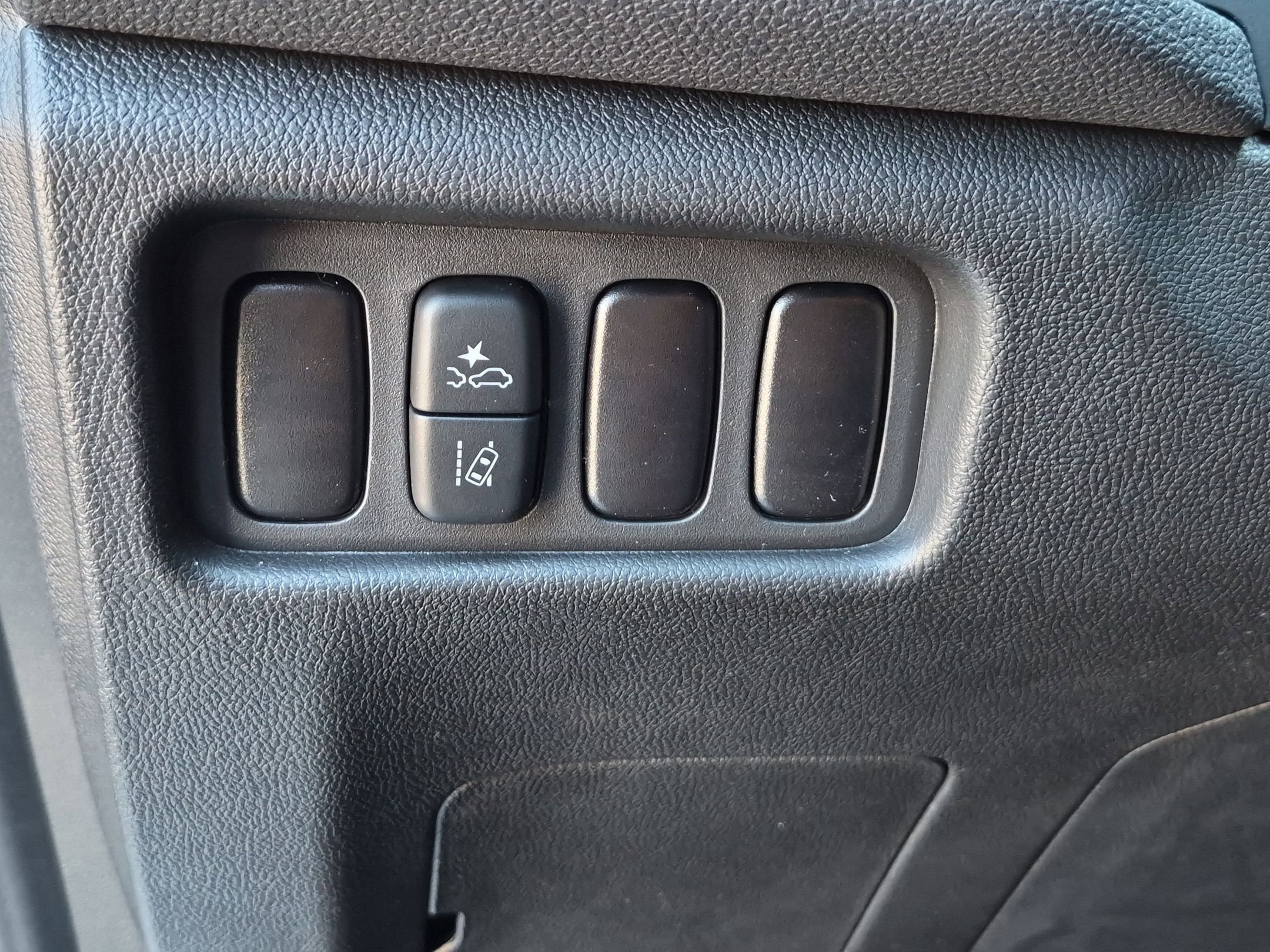 2026 Mitsubishi Outlander Sport ES