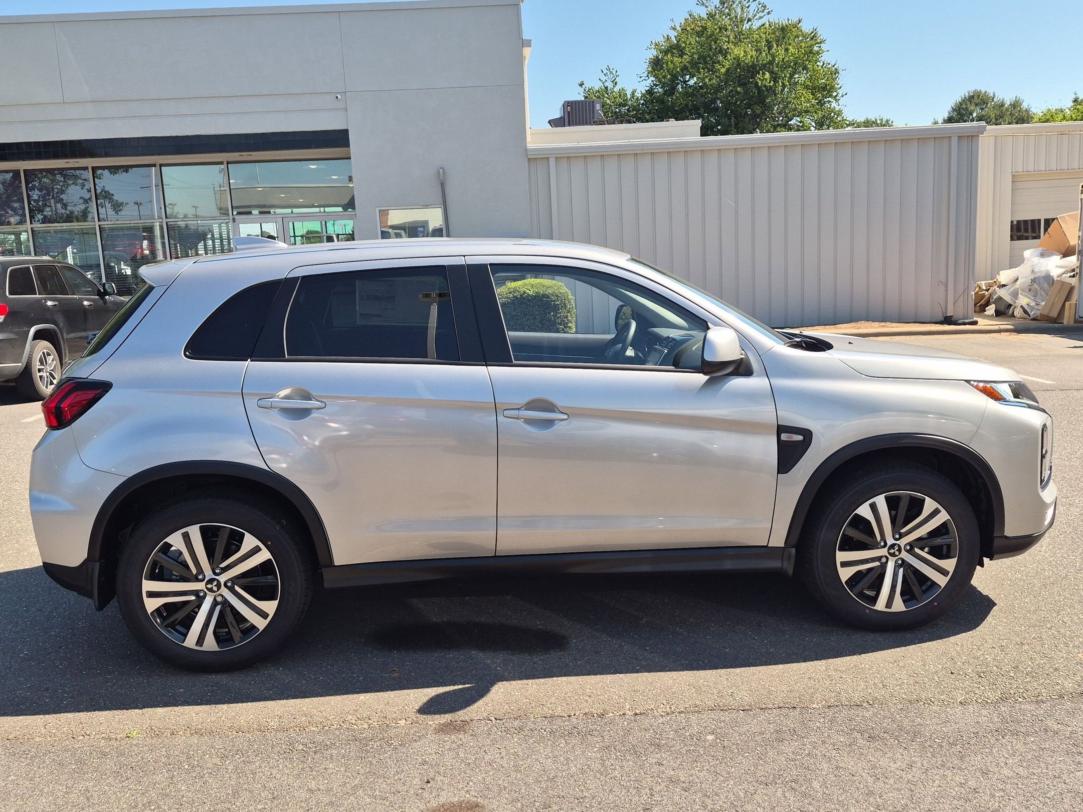 2026 Mitsubishi Outlander Sport ES