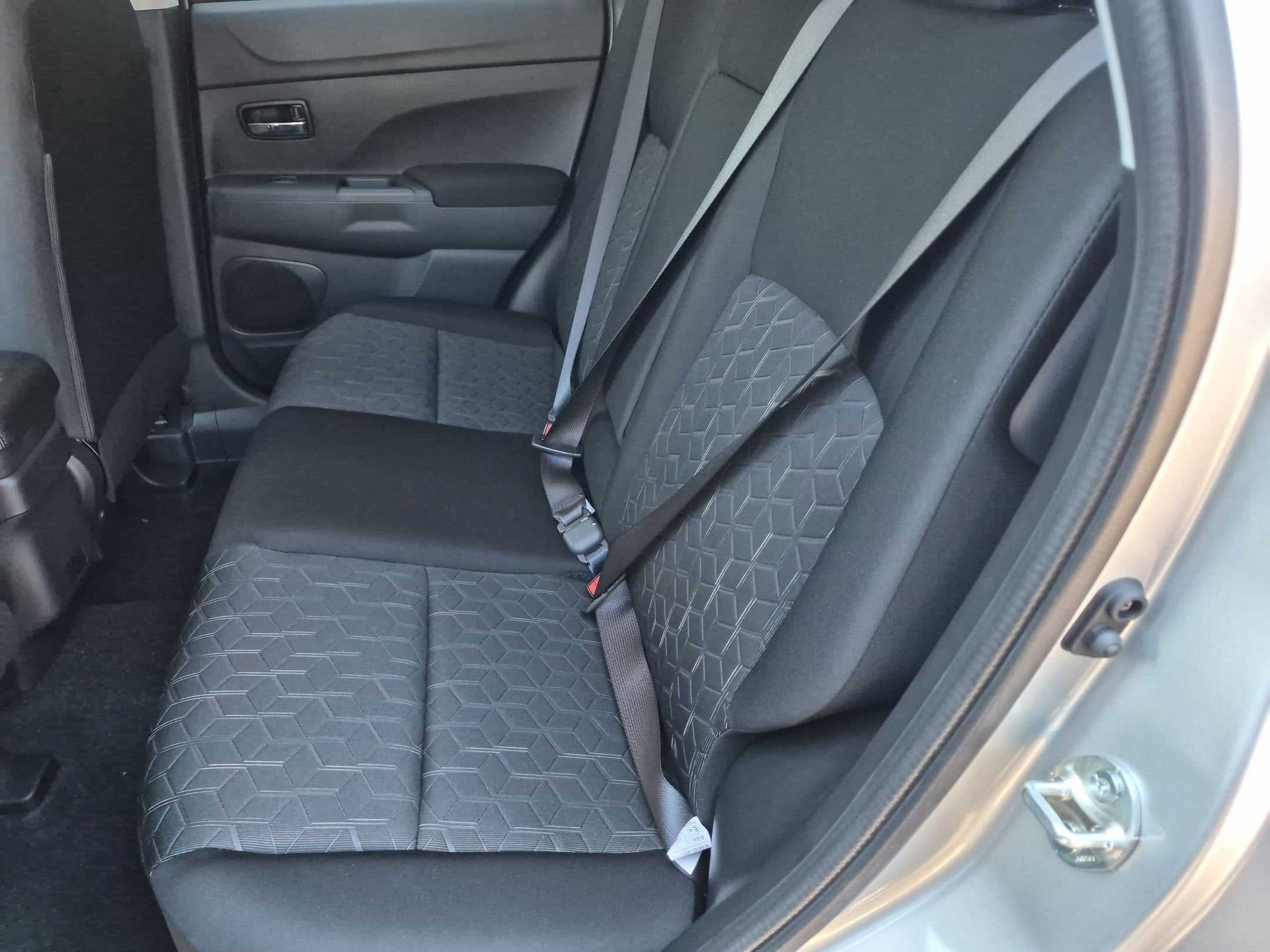 2026 Mitsubishi Outlander Sport ES