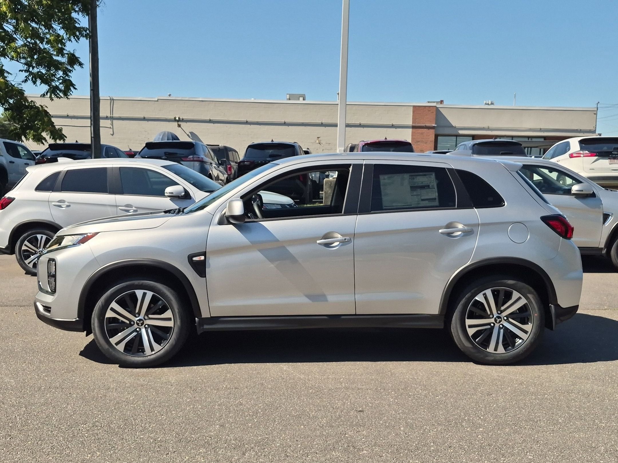2026 Mitsubishi Outlander Sport ES