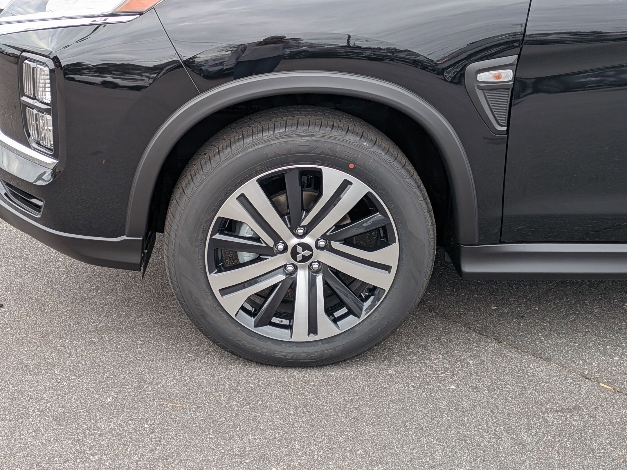 2026 Mitsubishi Outlander Sport ES