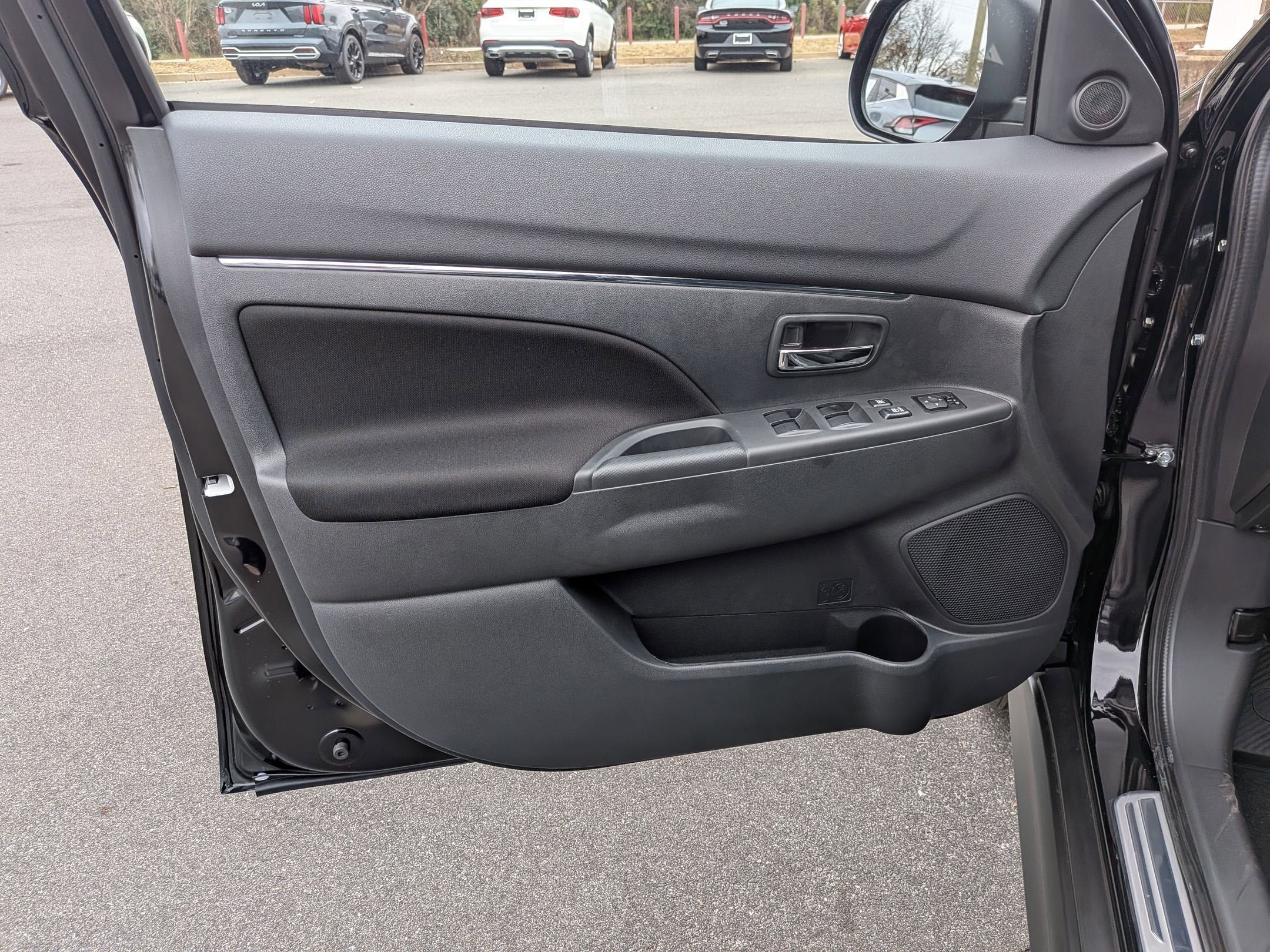 2026 Mitsubishi Outlander Sport ES