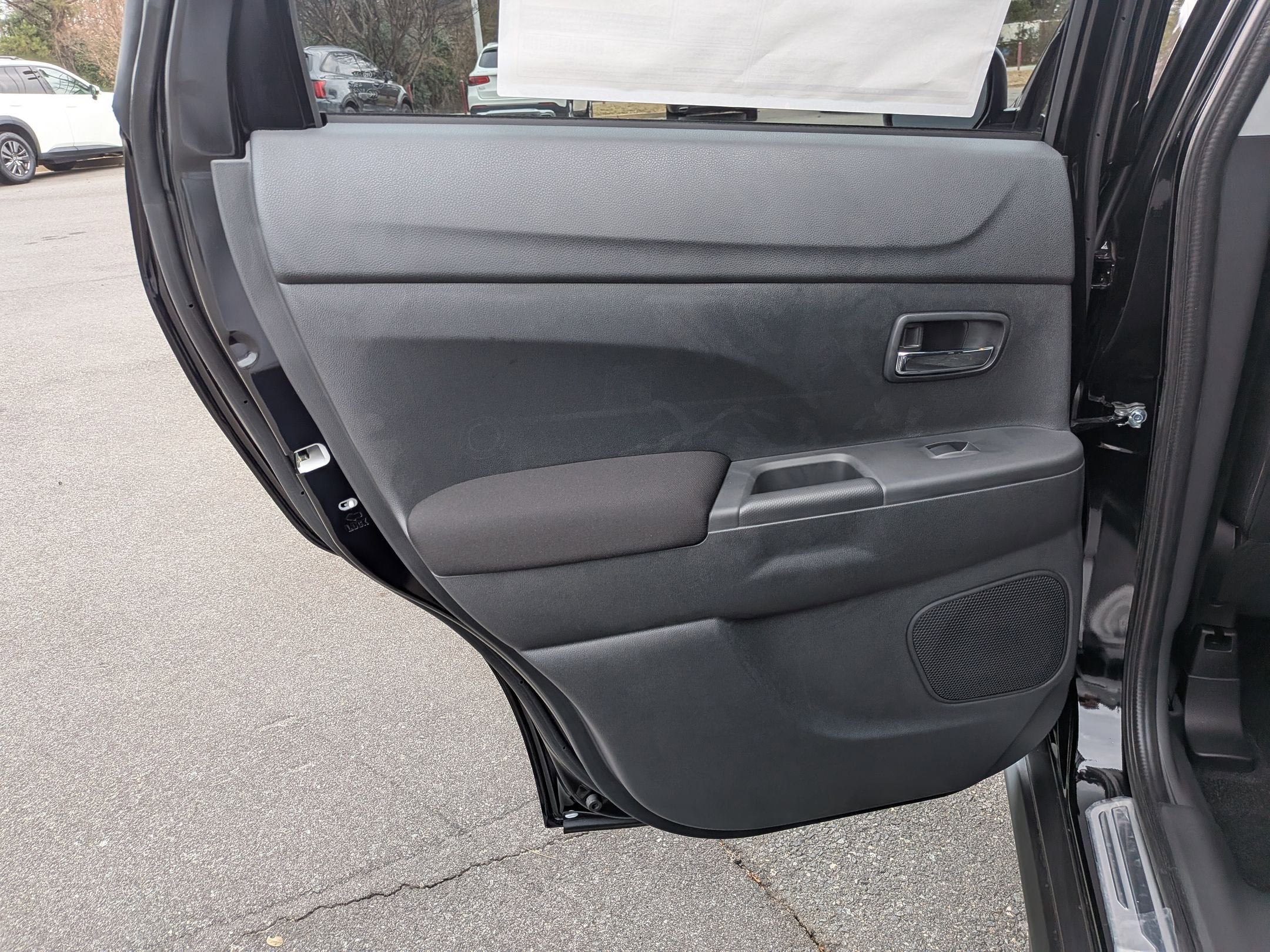 2026 Mitsubishi Outlander Sport ES