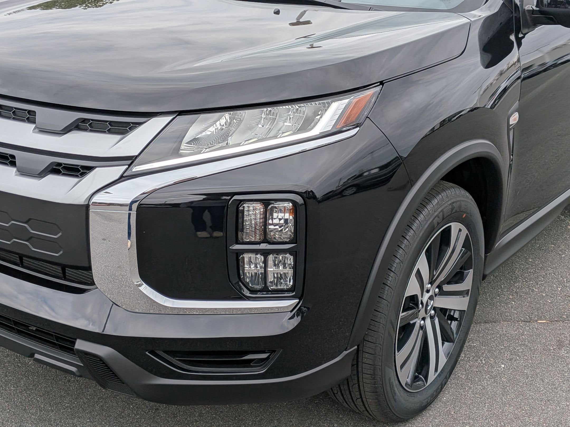 2026 Mitsubishi Outlander Sport ES