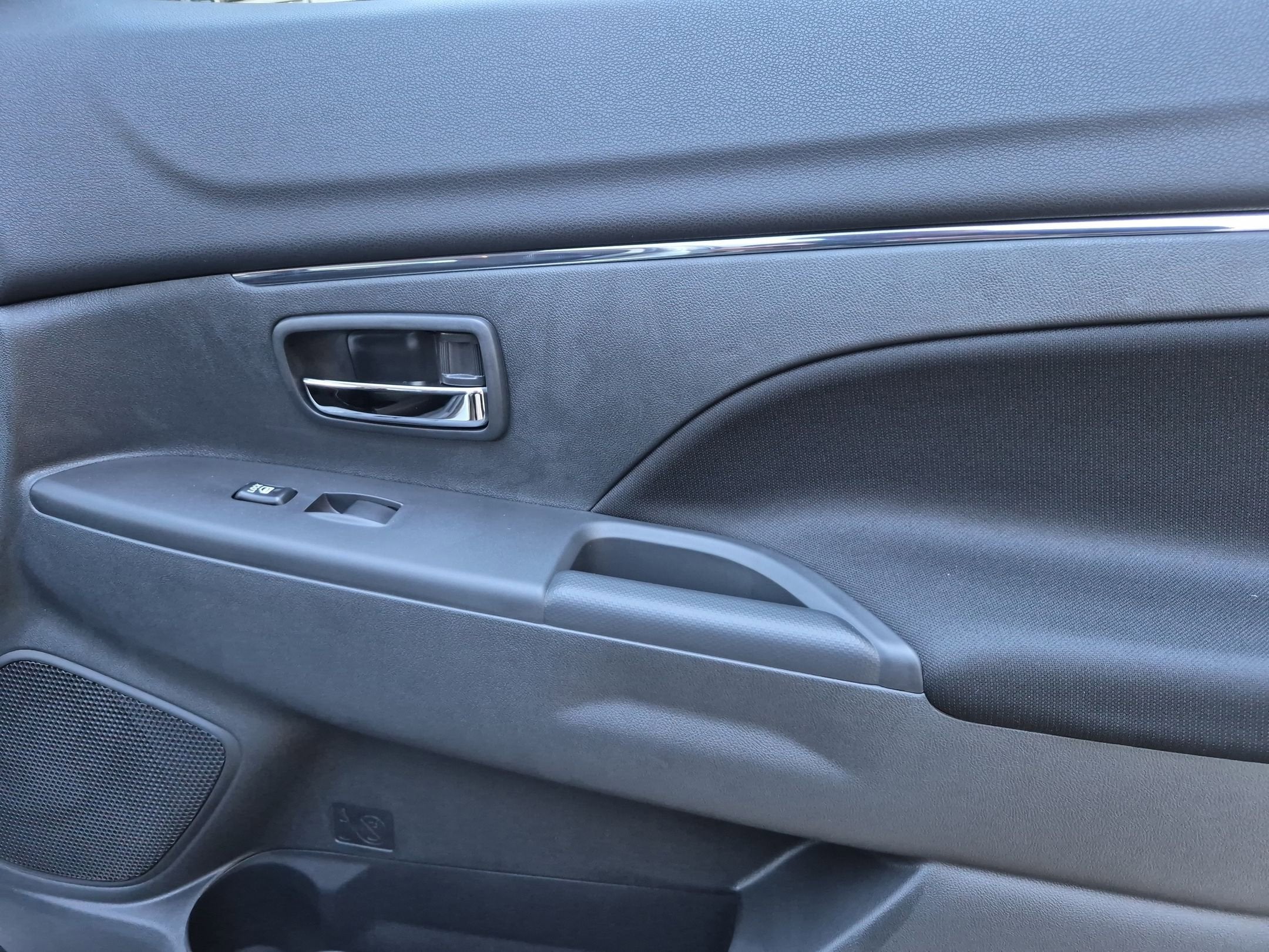 2026 Mitsubishi Outlander Sport ES