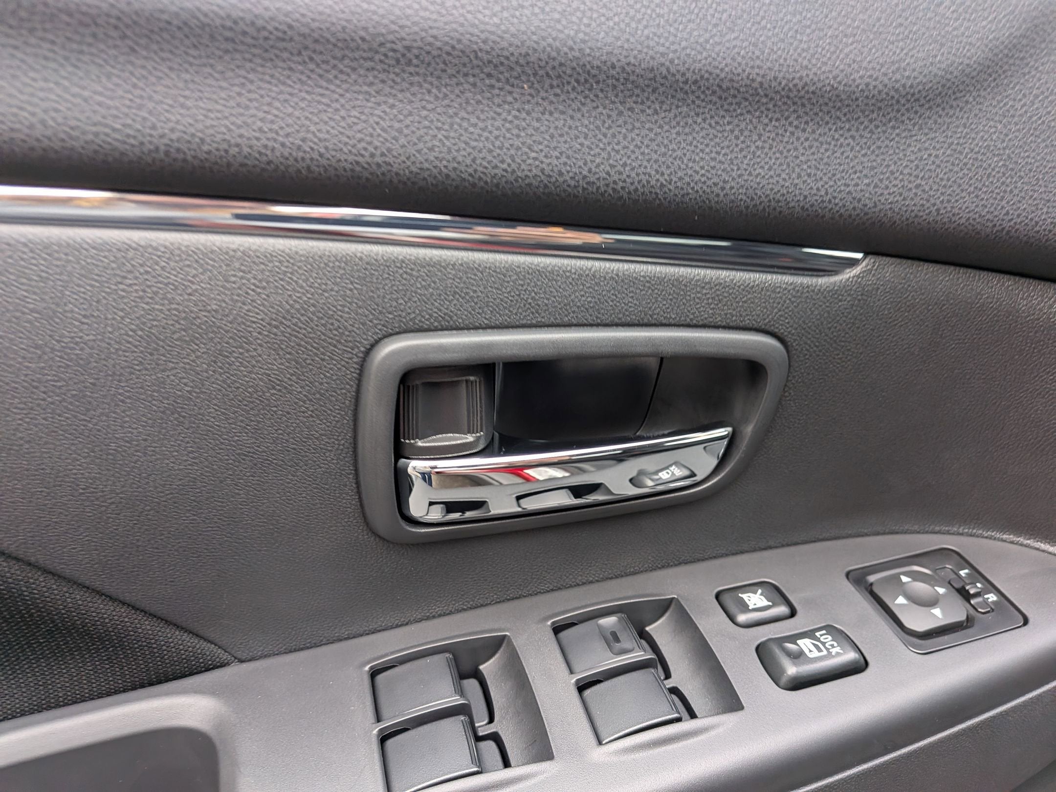 2026 Mitsubishi Outlander Sport ES