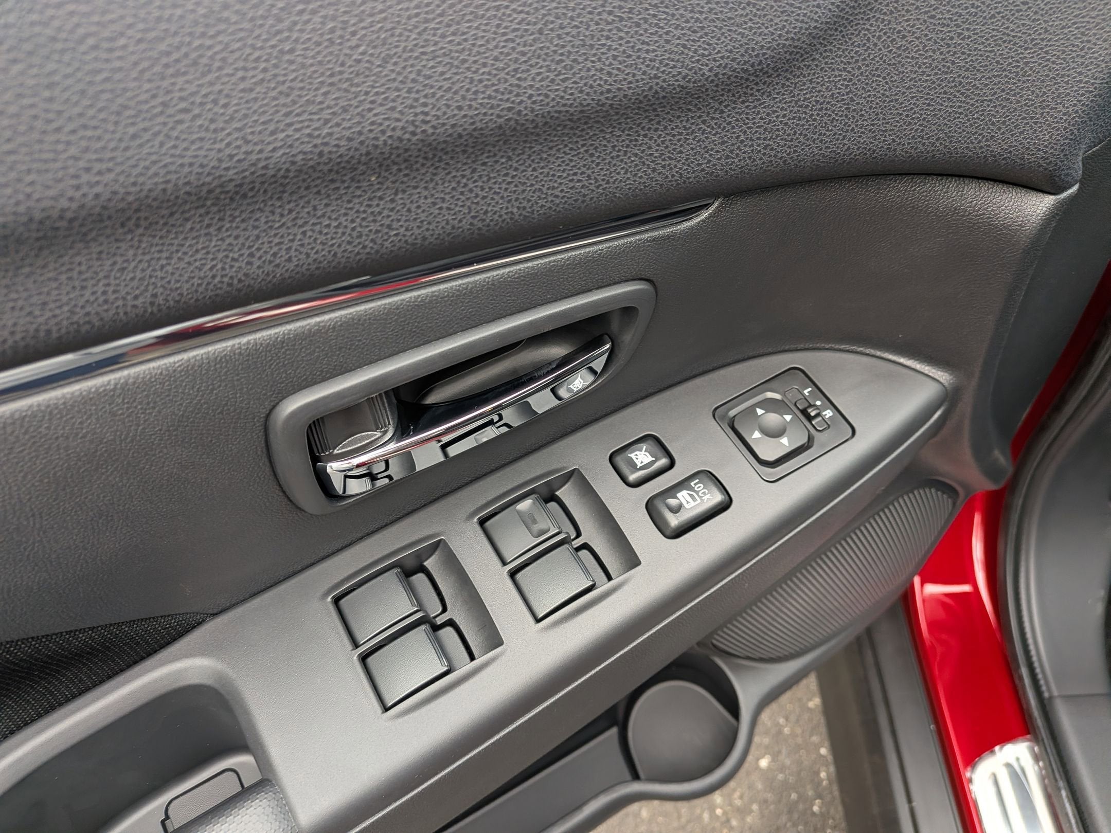 2026 Mitsubishi Outlander Sport ES