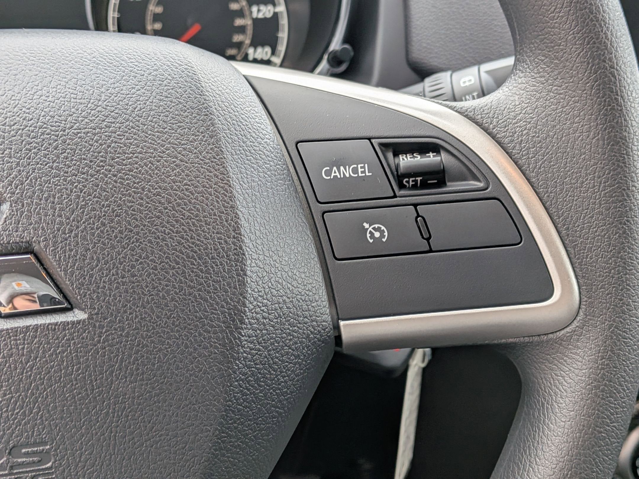 2026 Mitsubishi Outlander Sport ES