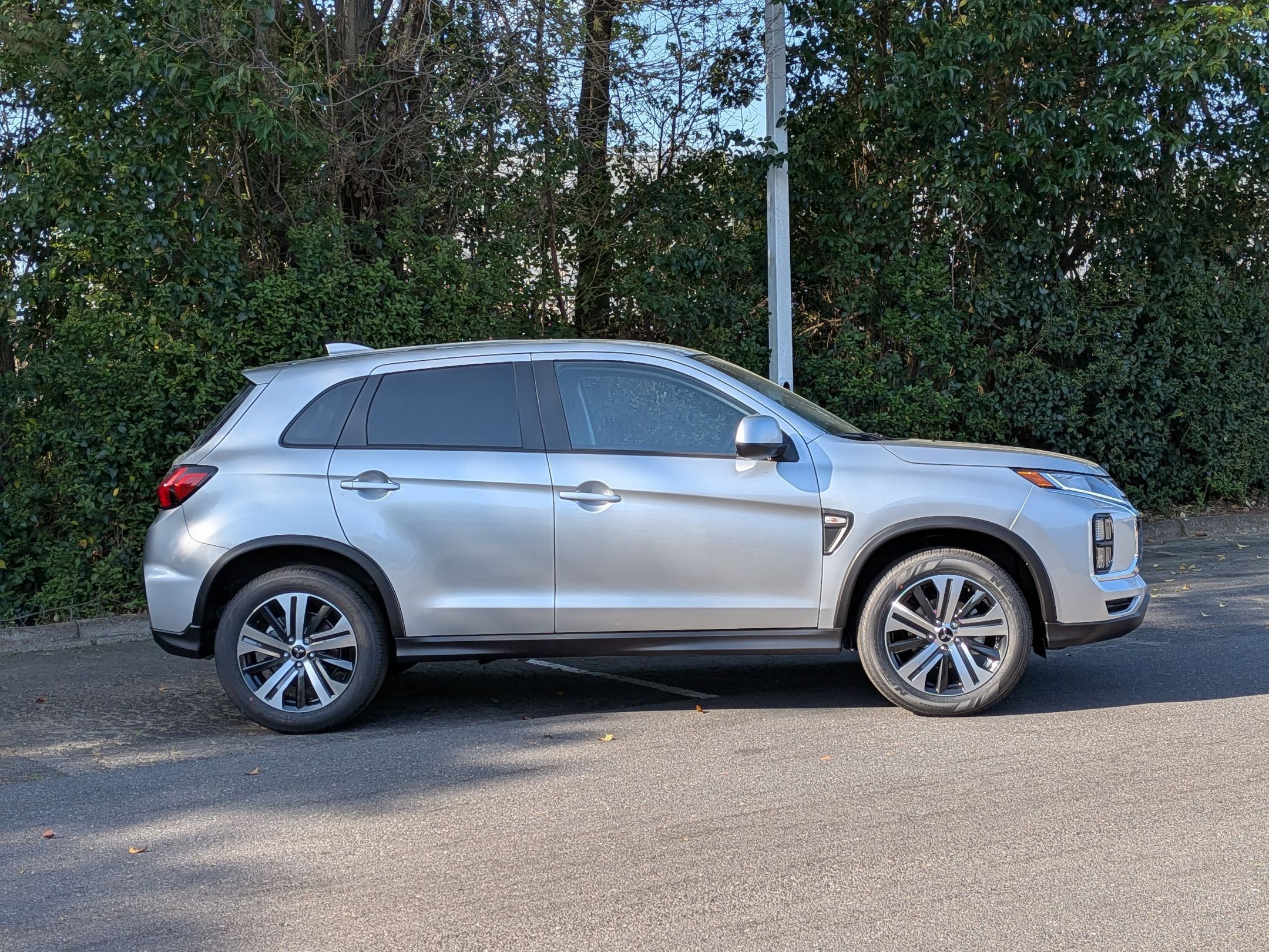 2026 Mitsubishi Outlander Sport ES