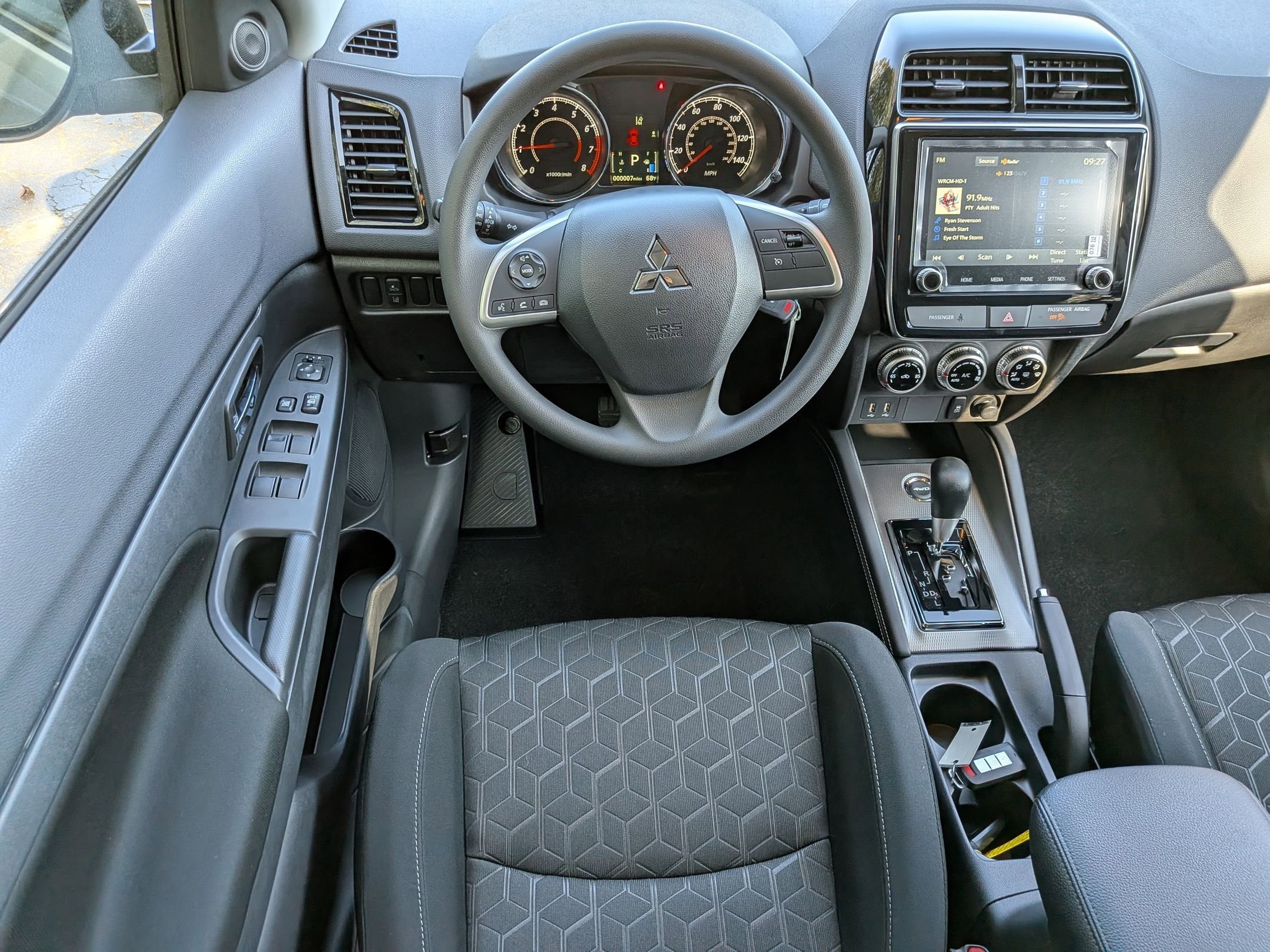 2026 Mitsubishi Outlander Sport ES