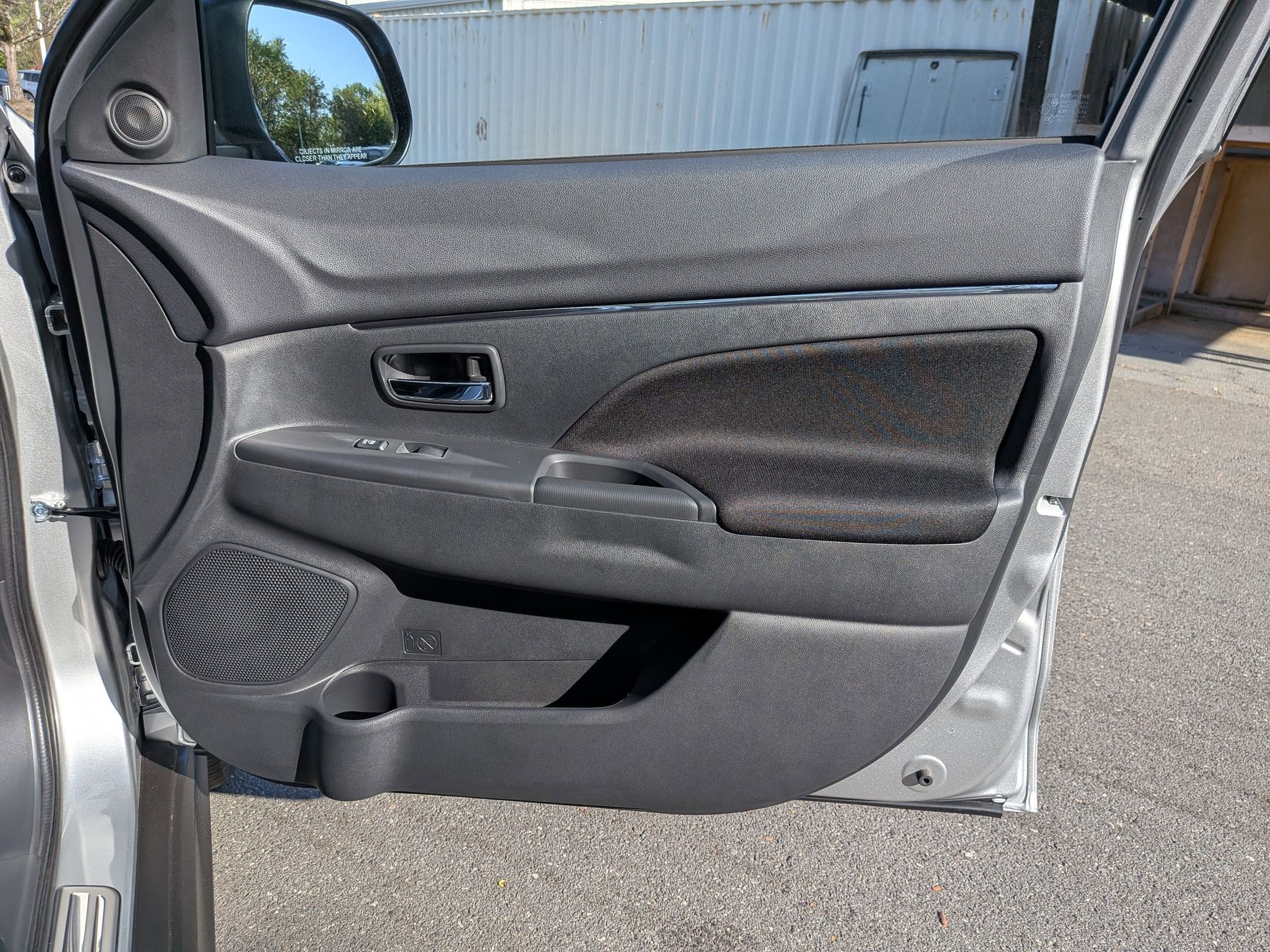 2026 Mitsubishi Outlander Sport ES