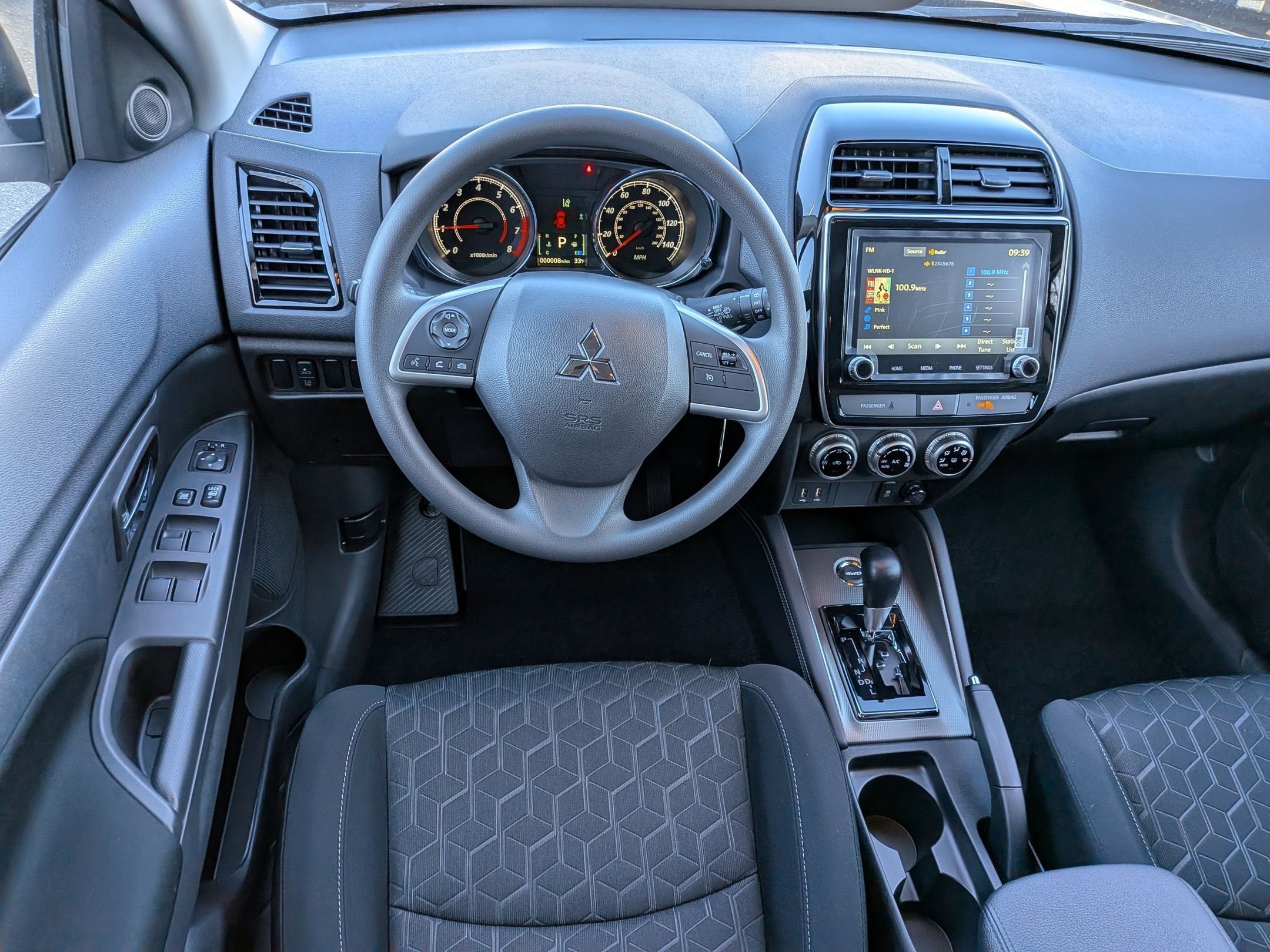 2026 Mitsubishi Outlander Sport ES