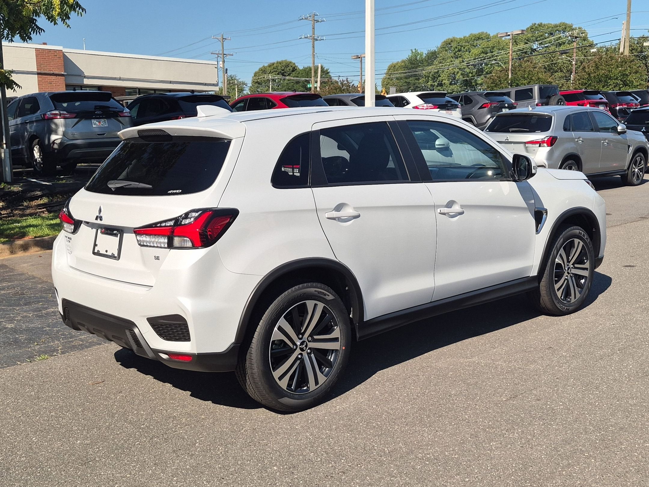 2026 Mitsubishi Outlander Sport SE