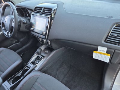 2026 Mitsubishi Outlander Sport SE