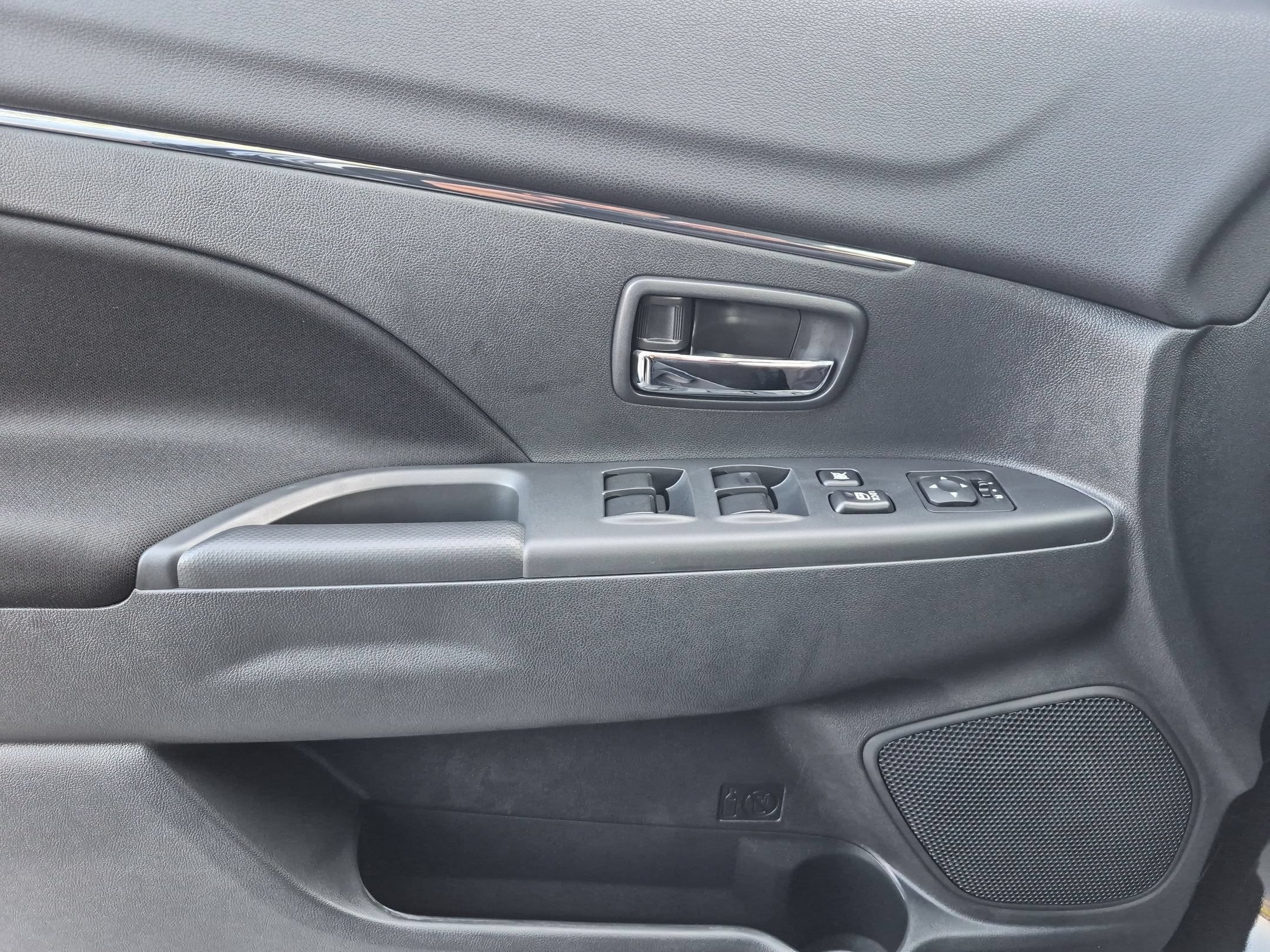 2026 Mitsubishi Outlander Sport S