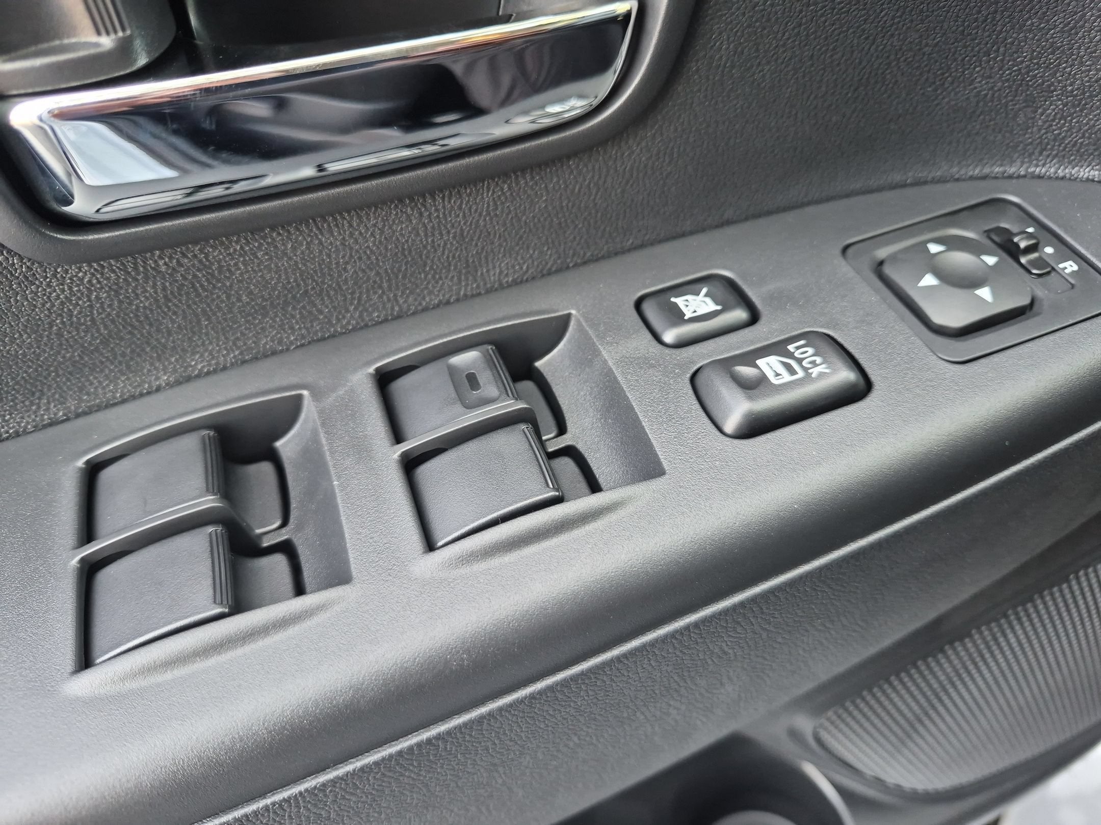 2026 Mitsubishi Outlander Sport LE