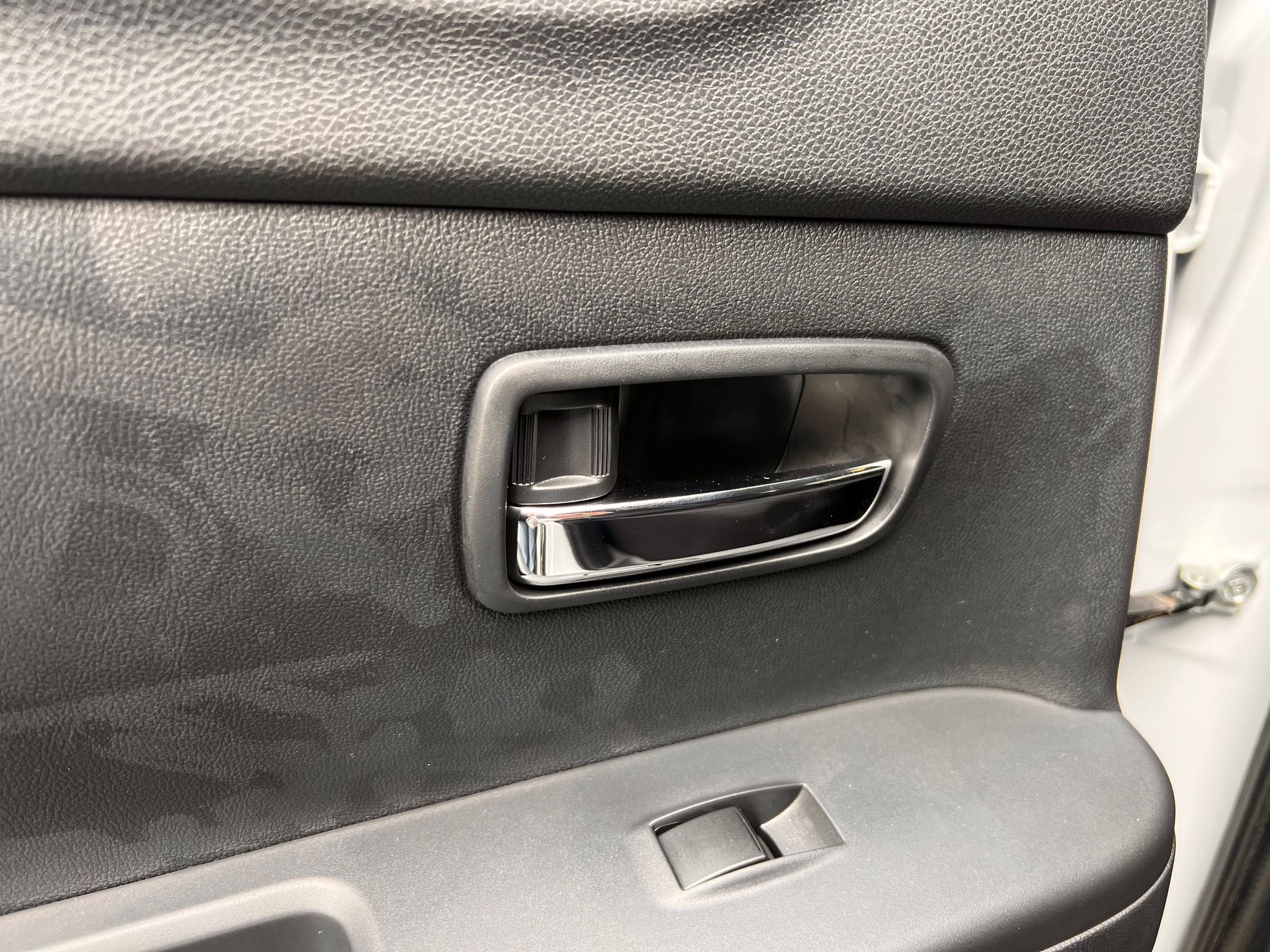 2025 Mitsubishi Outlander Sport LE