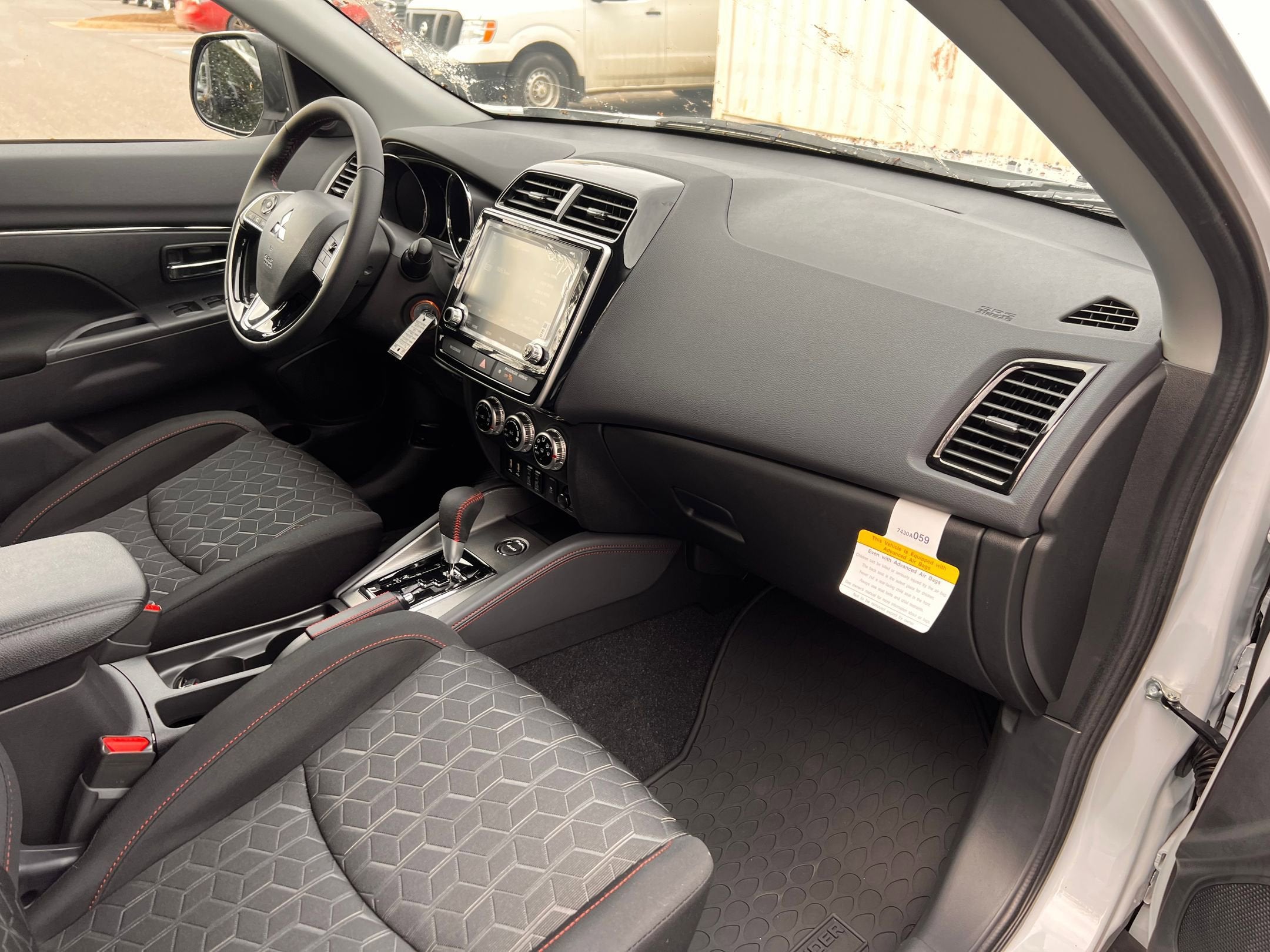 2025 Mitsubishi Outlander Sport LE