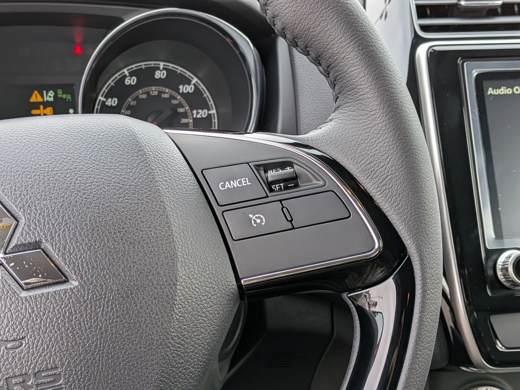 2026 Mitsubishi Outlander Sport SE