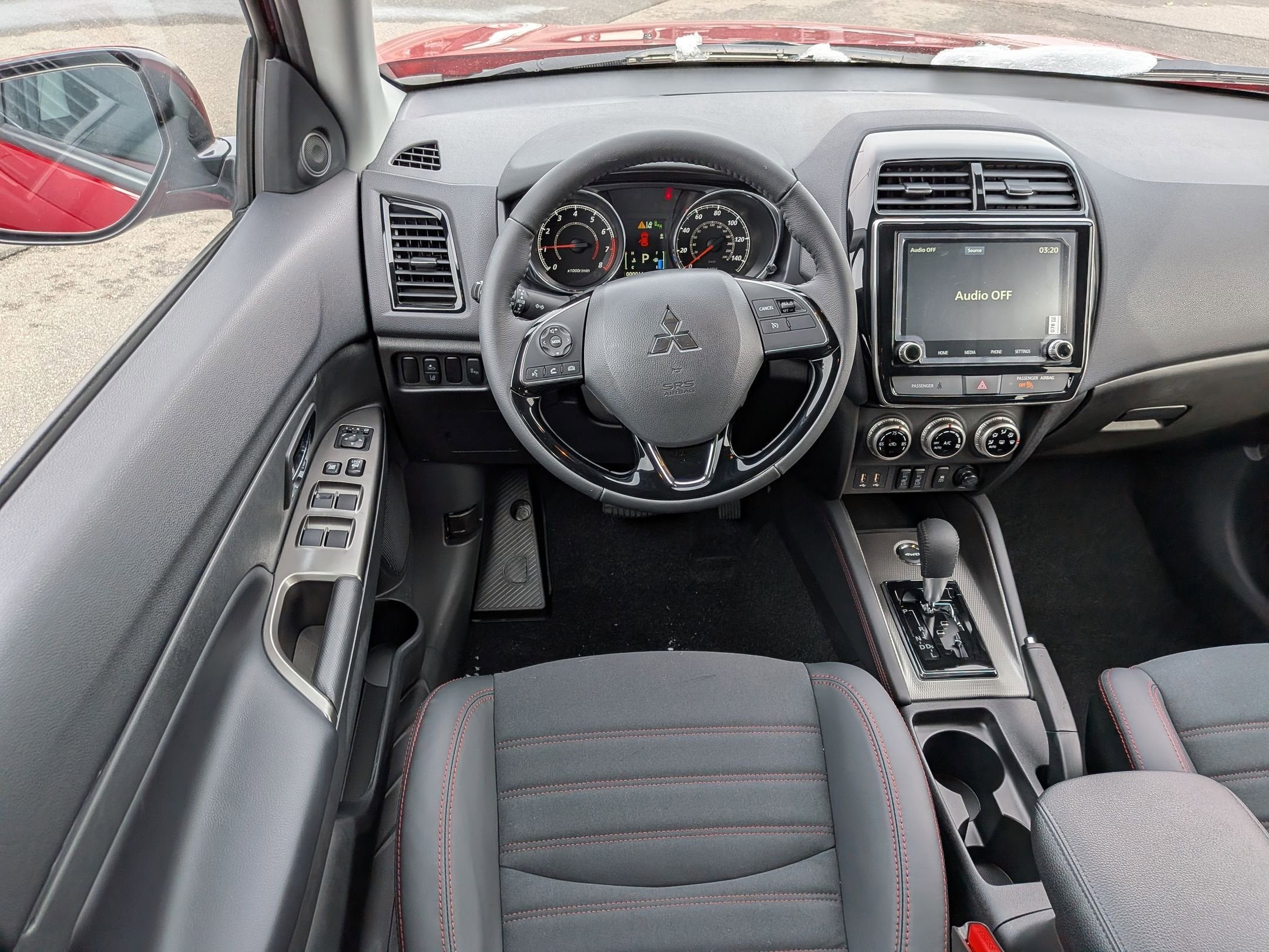 2026 Mitsubishi Outlander Sport SE