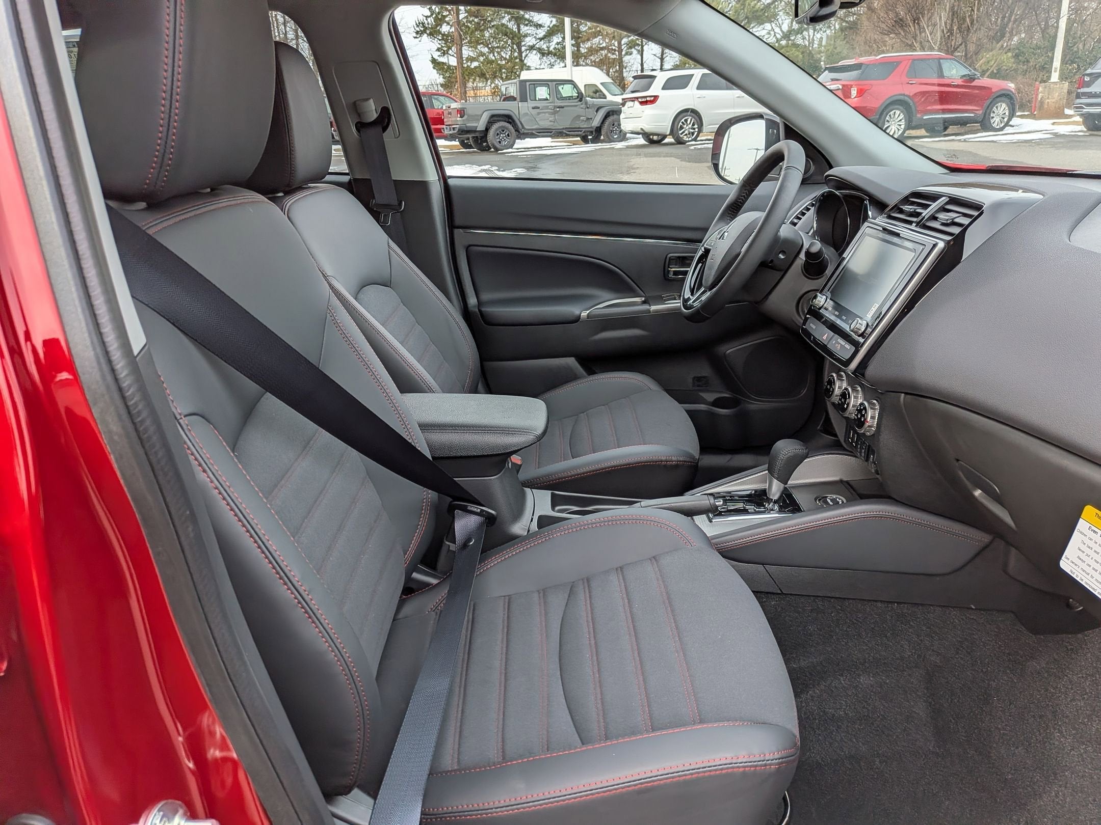 2026 Mitsubishi Outlander Sport SE