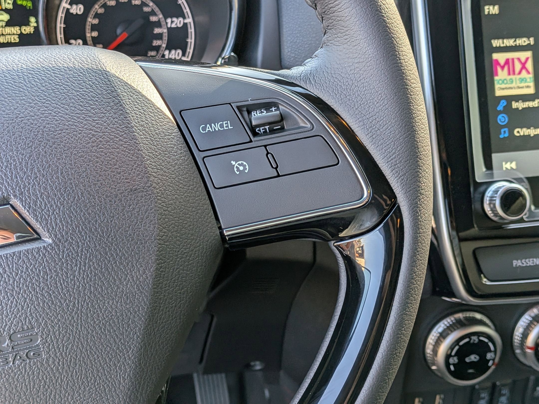 2026 Mitsubishi Outlander Sport SE