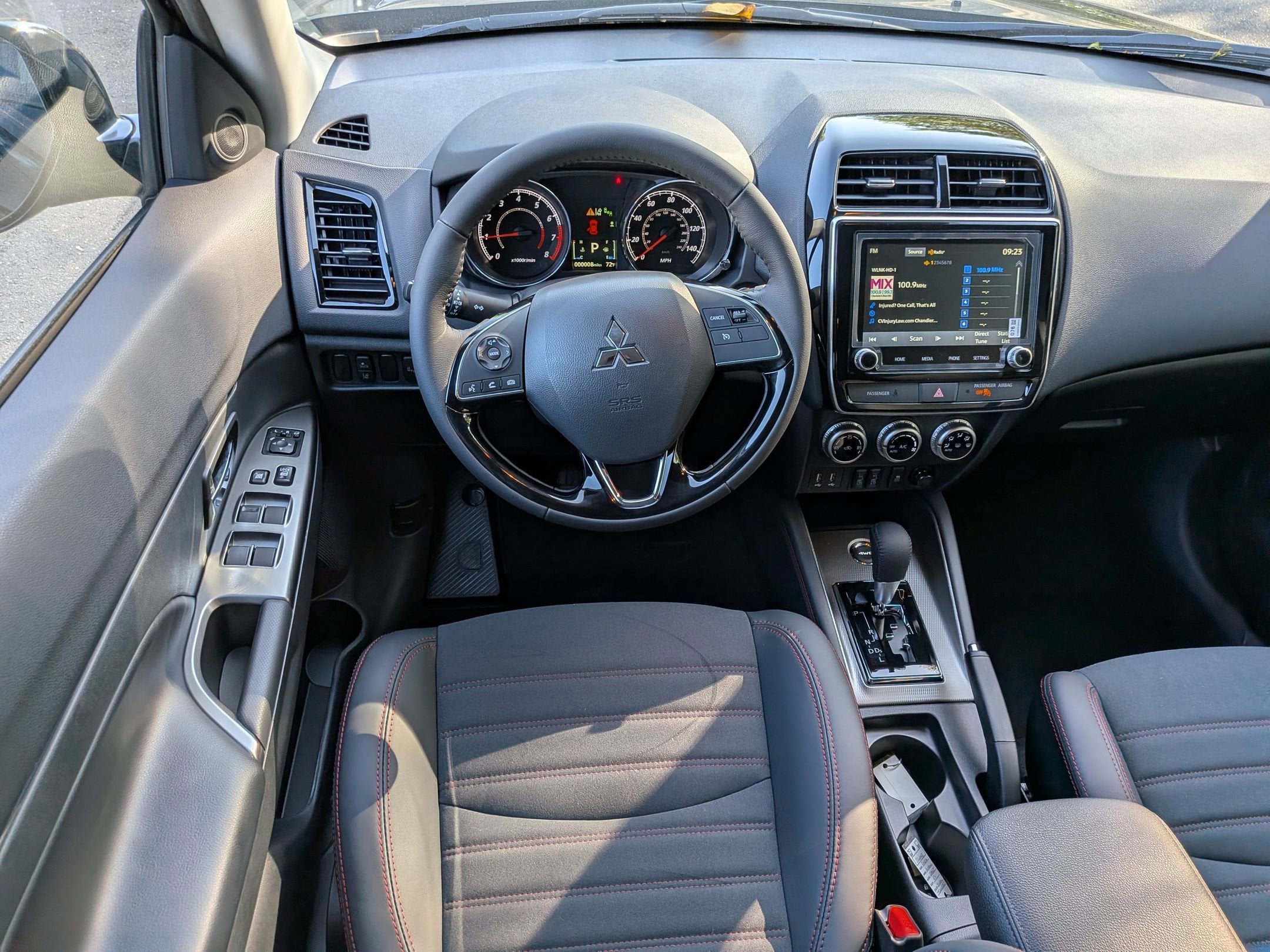 2026 Mitsubishi Outlander Sport SE