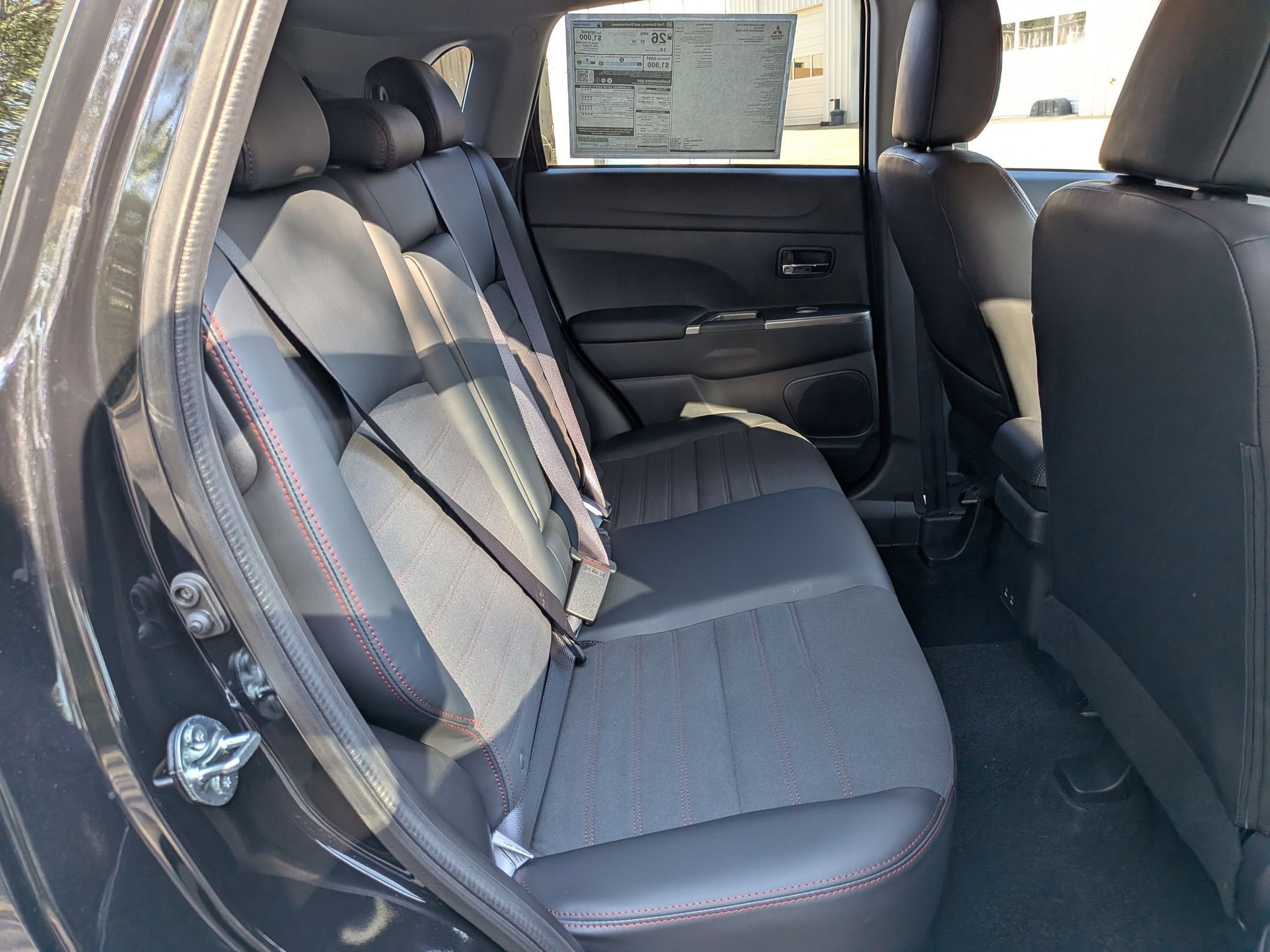 2026 Mitsubishi Outlander Sport SE