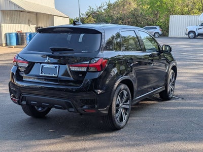 2026 Mitsubishi Outlander Sport SE