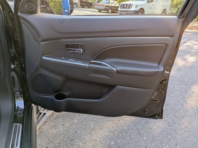 2026 Mitsubishi Outlander Sport SE