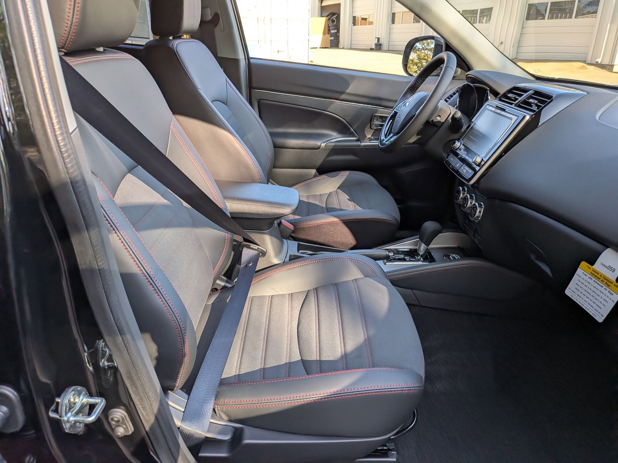 2026 Mitsubishi Outlander Sport SE