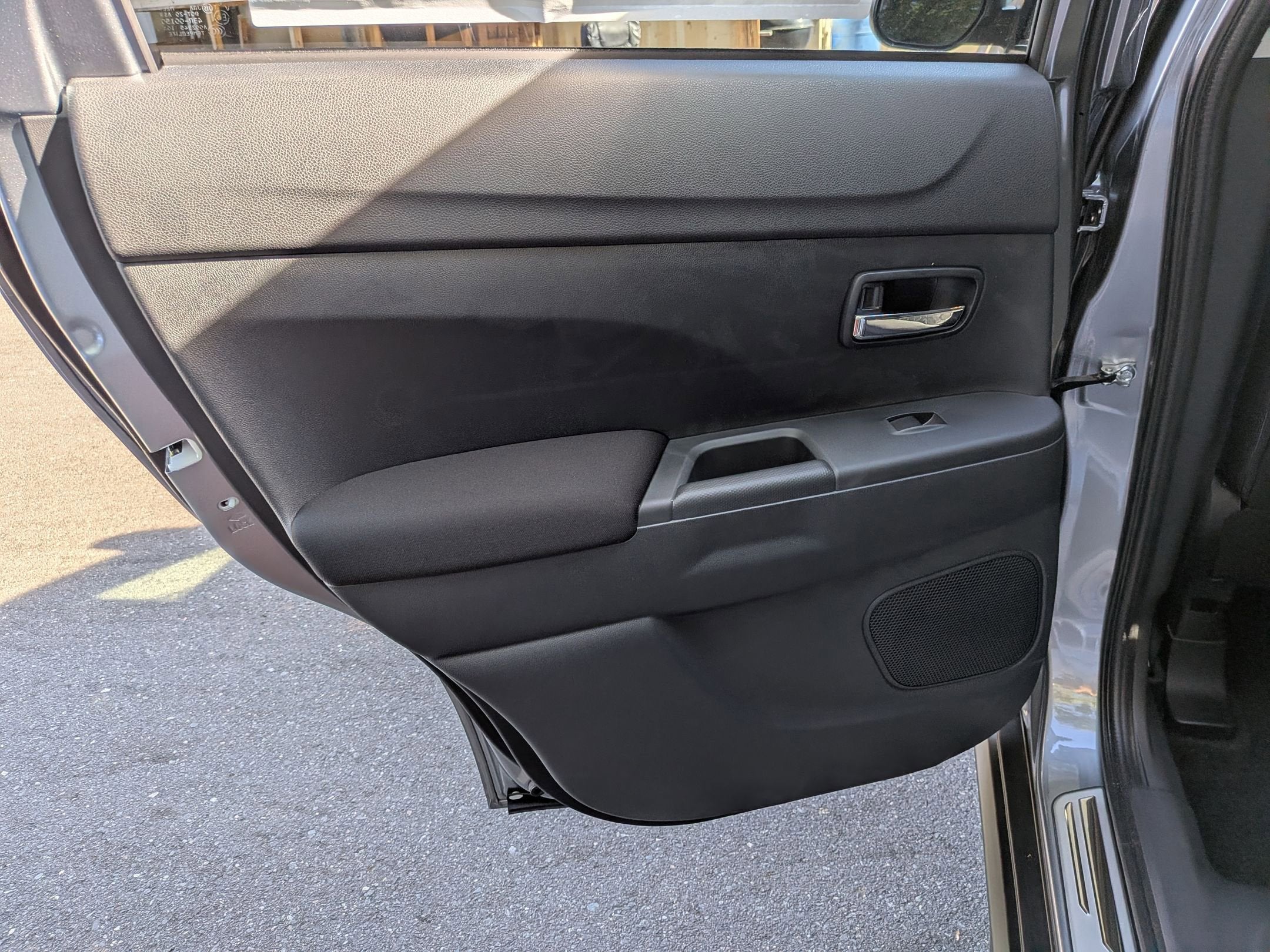 2026 Mitsubishi Outlander Sport ES