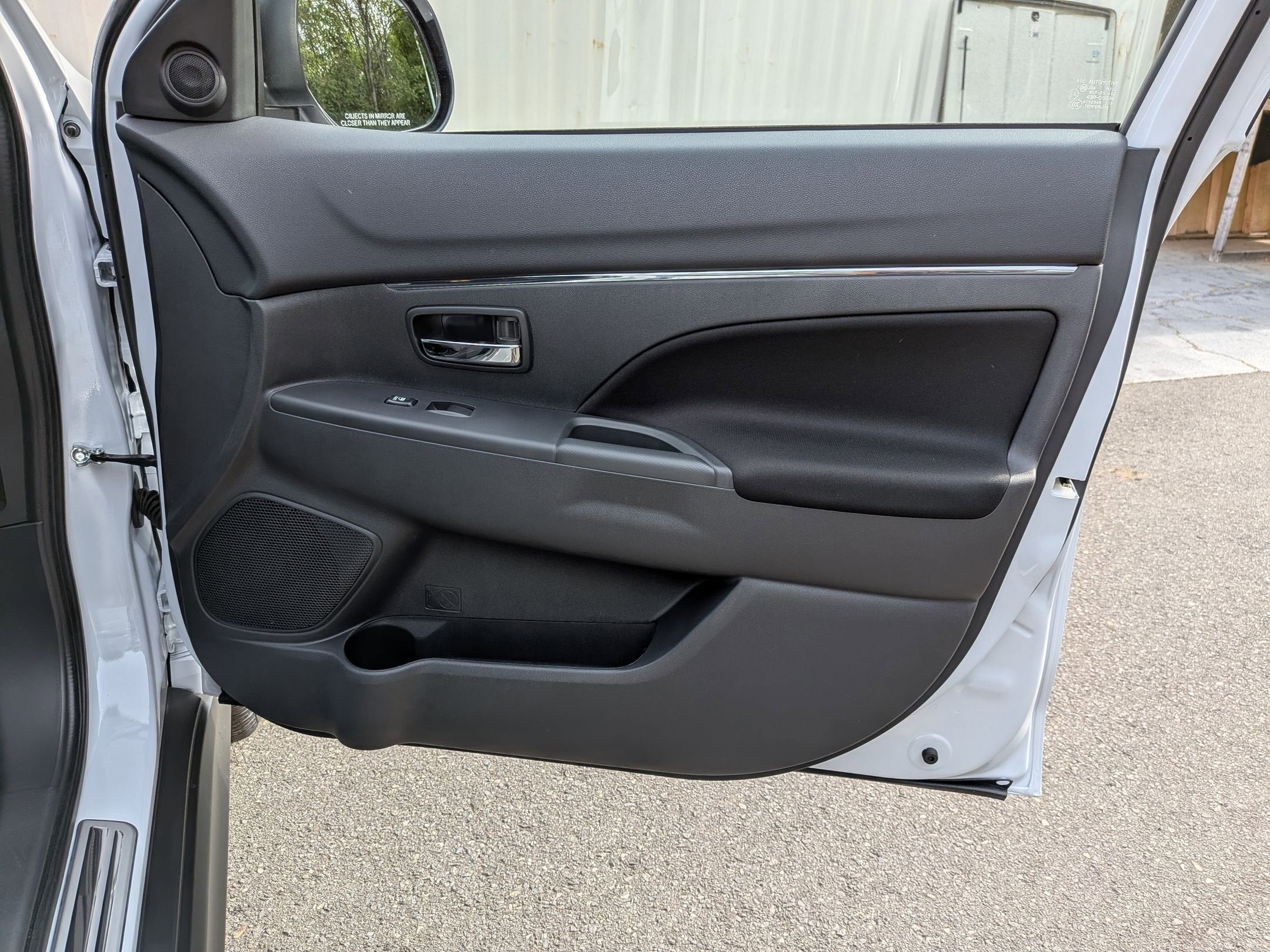 2026 Mitsubishi Outlander Sport LE