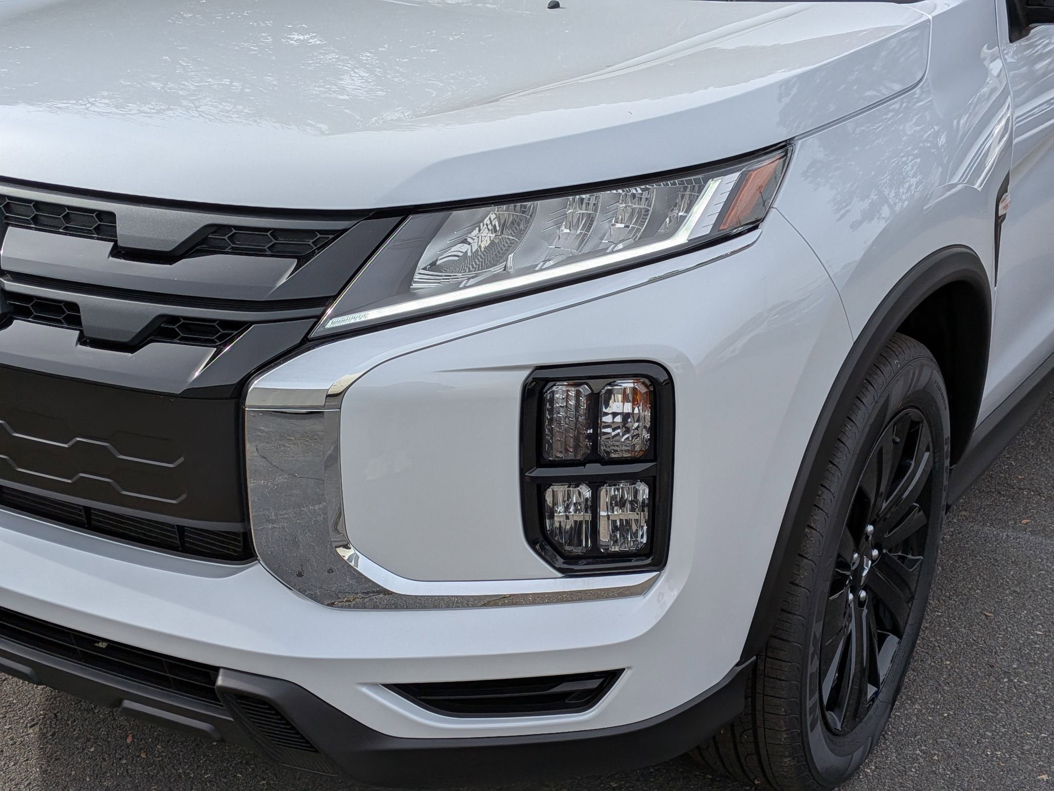 2026 Mitsubishi Outlander Sport LE