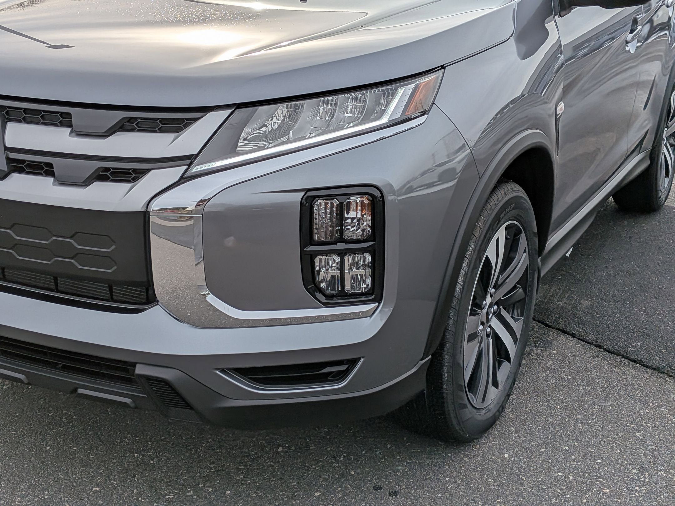 2026 Mitsubishi Outlander Sport ES