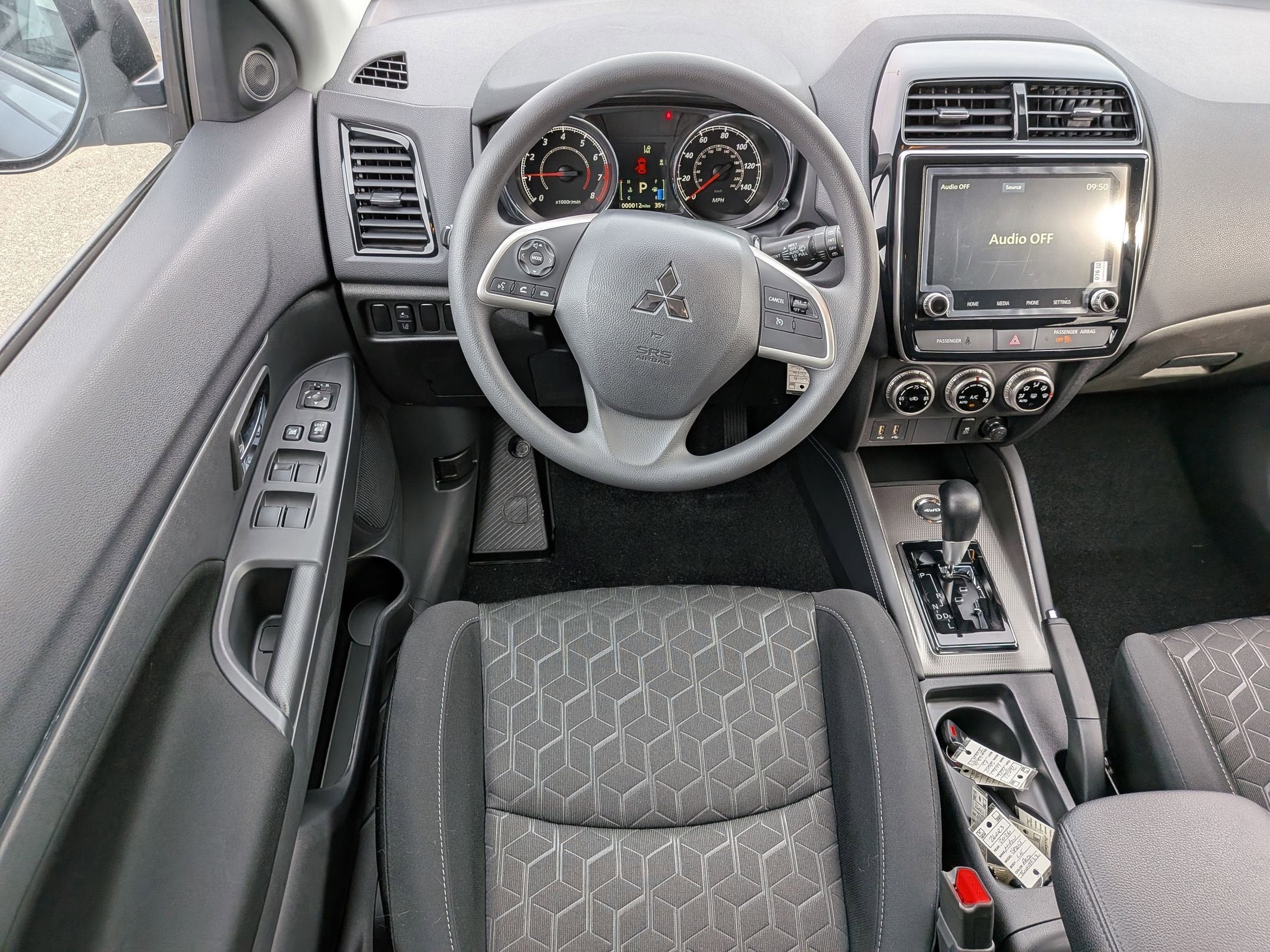 2026 Mitsubishi Outlander Sport ES