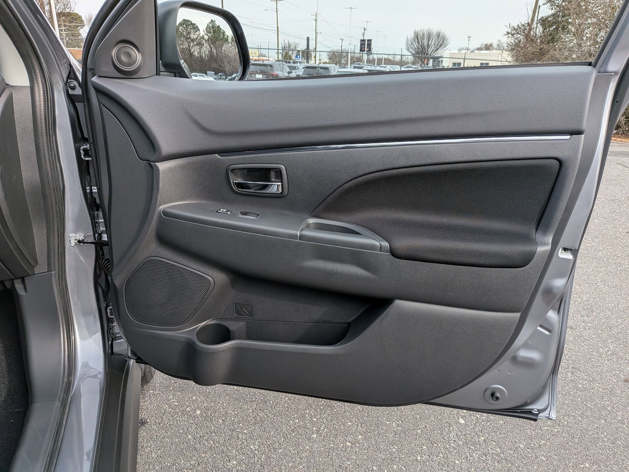 2026 Mitsubishi Outlander Sport ES