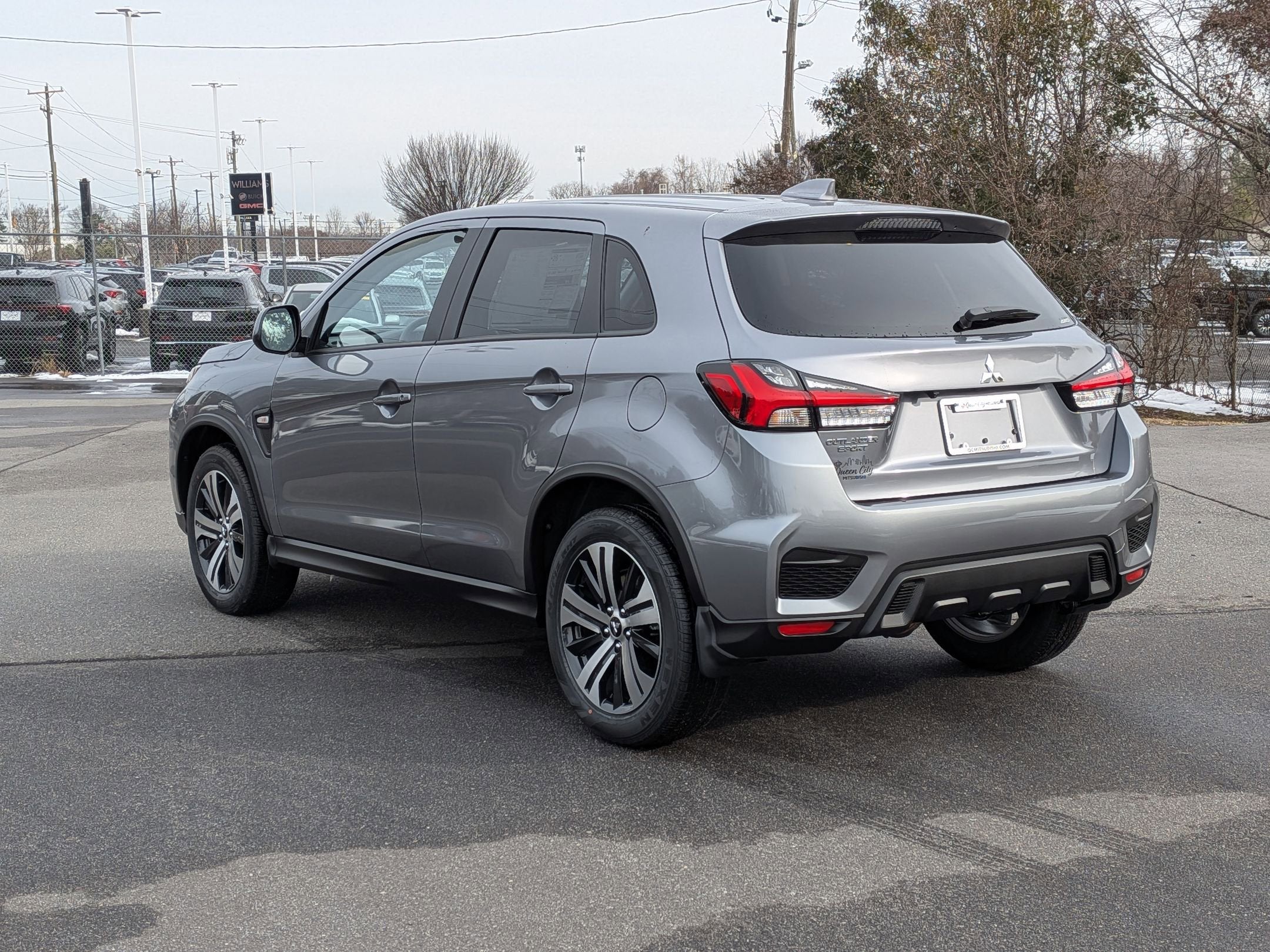 2026 Mitsubishi Outlander Sport ES