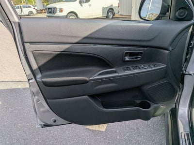 2026 Mitsubishi Outlander Sport ES