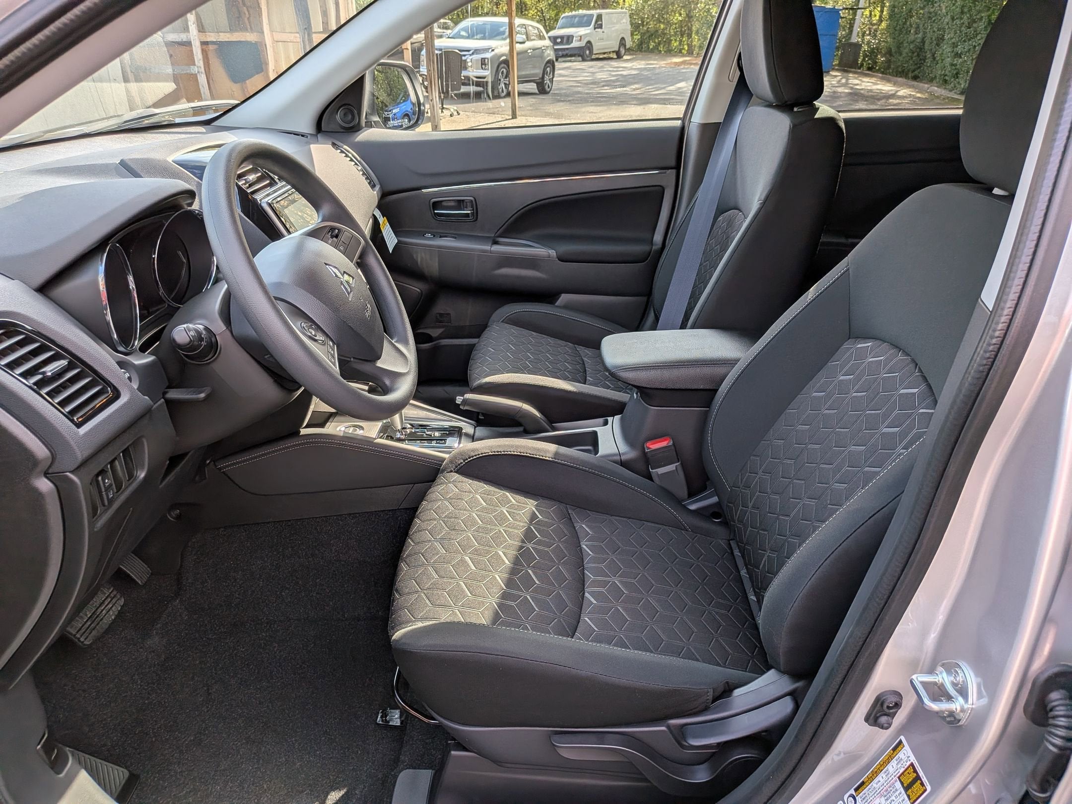 2026 Mitsubishi Outlander Sport ES