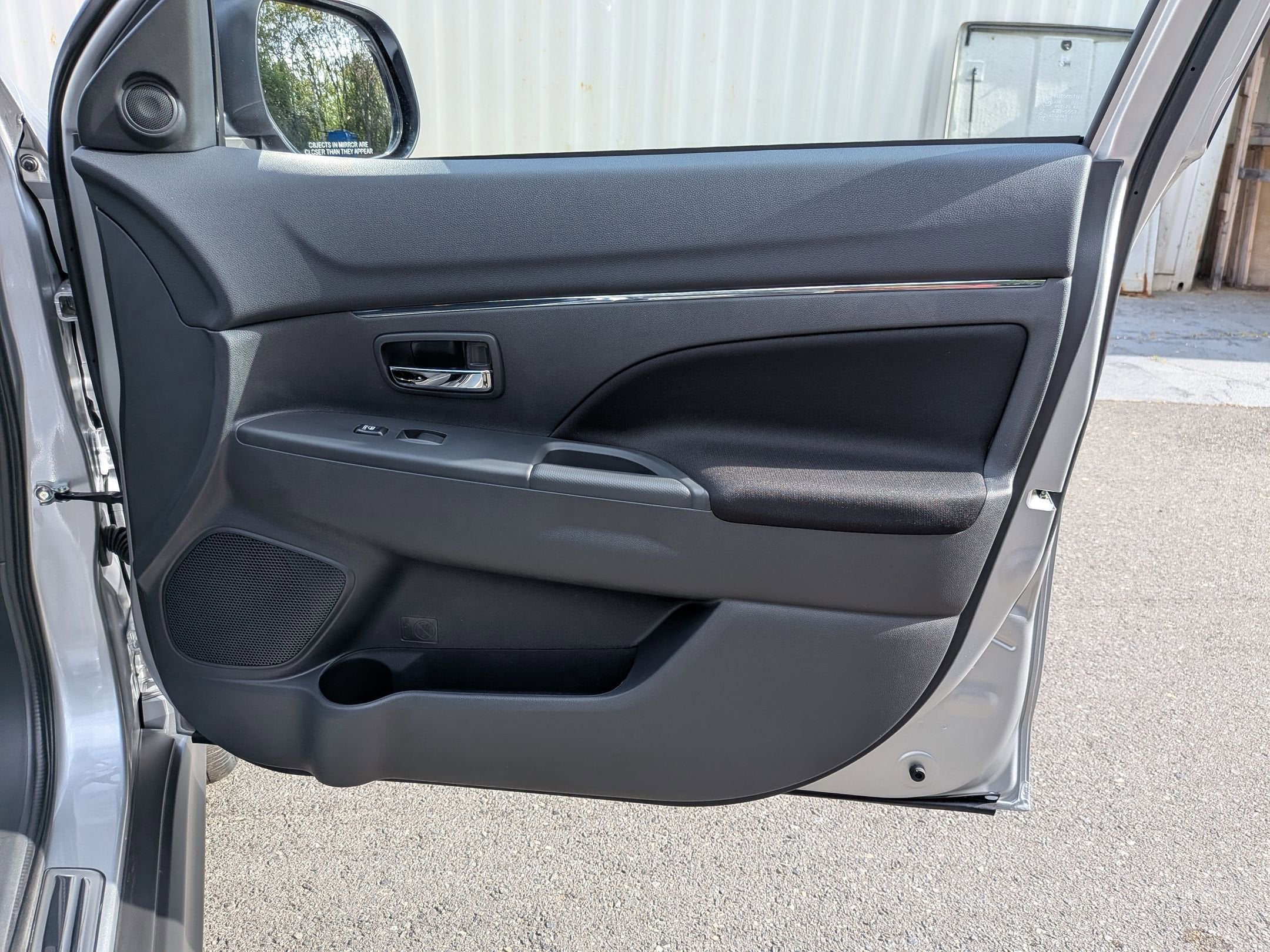 2026 Mitsubishi Outlander Sport ES