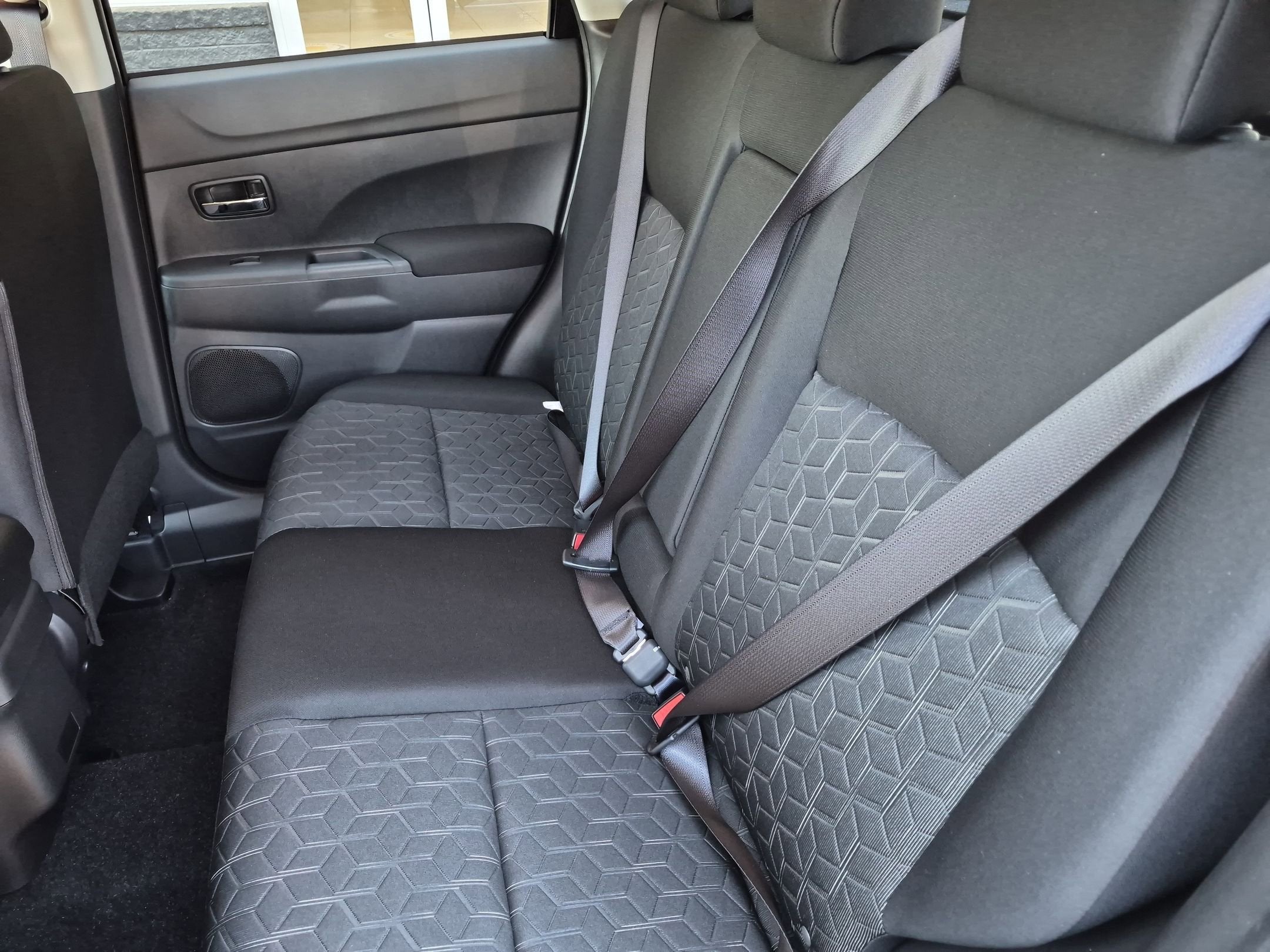 2026 Mitsubishi Outlander Sport ES