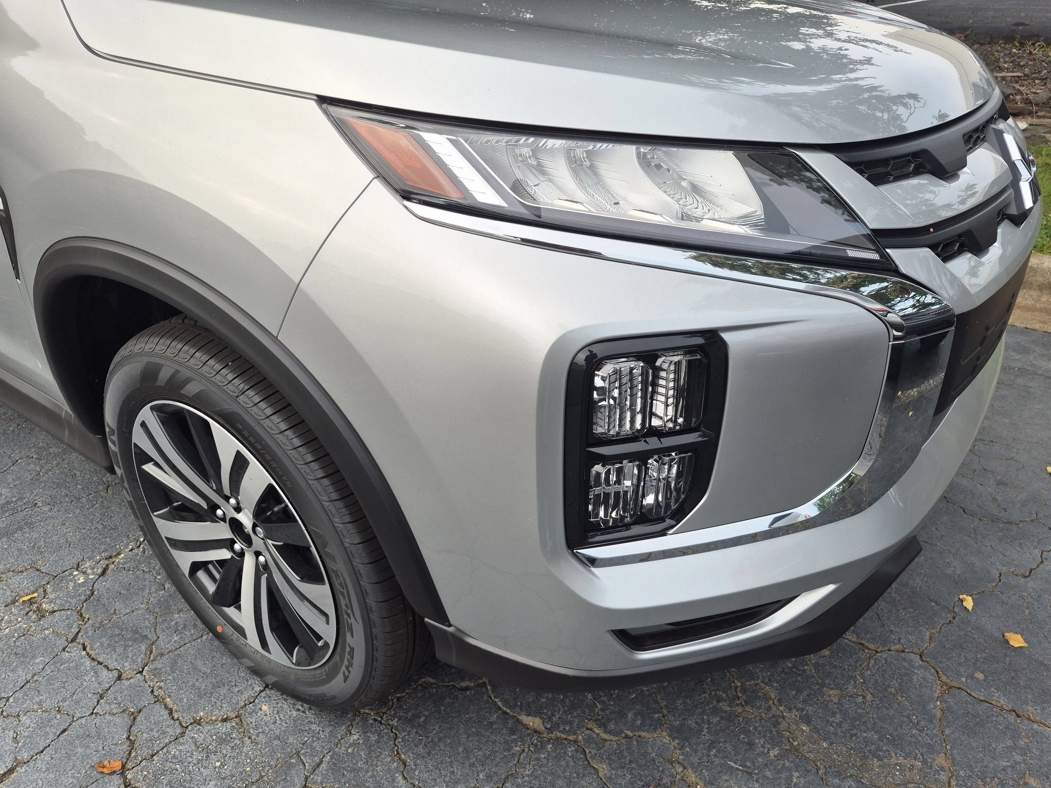 2026 Mitsubishi Outlander Sport ES