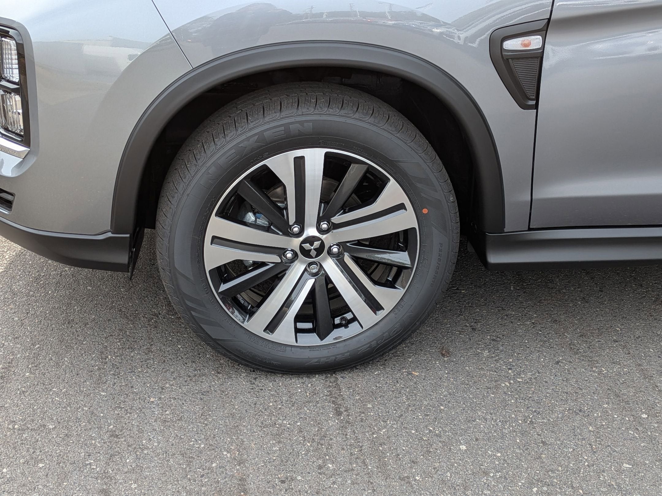 2026 Mitsubishi Outlander Sport ES