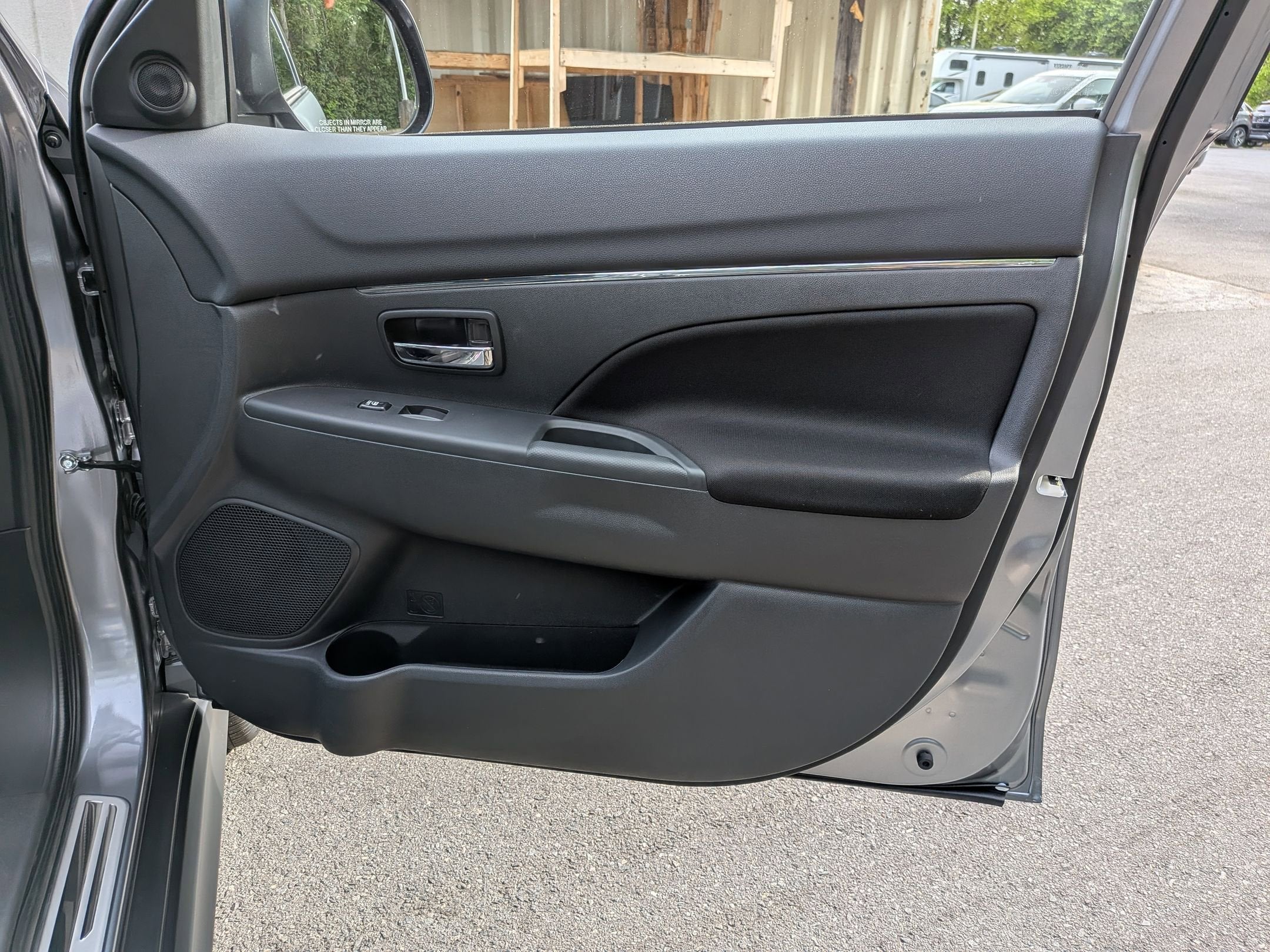 2026 Mitsubishi Outlander Sport ES