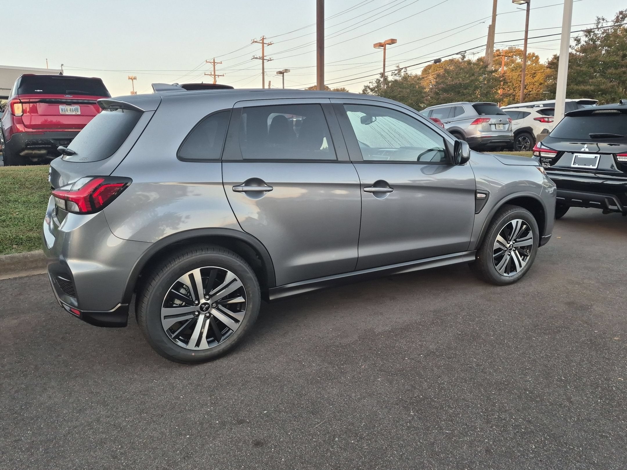 2027 Mitsubishi Outlander Sport ES