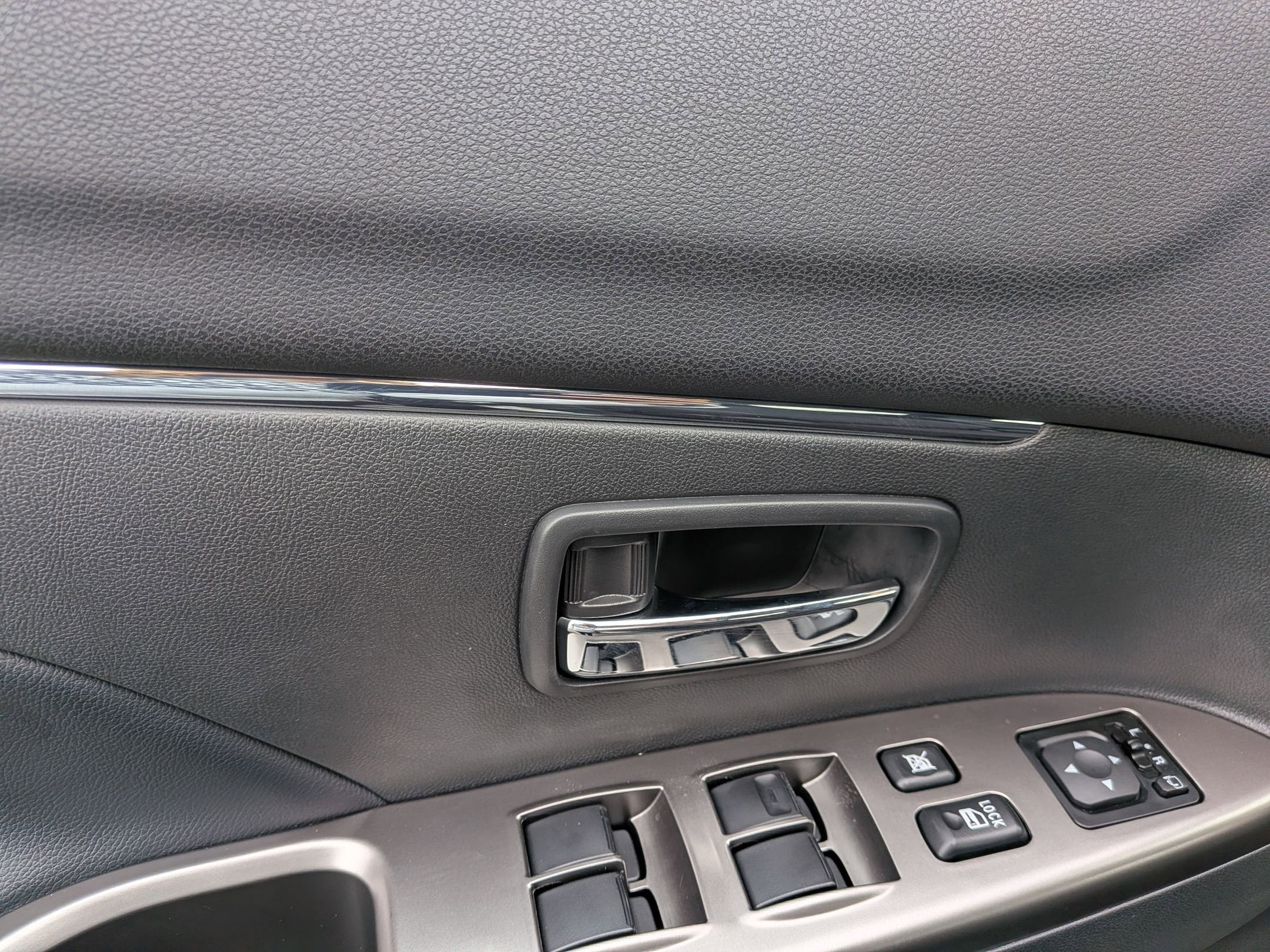 2025 Mitsubishi Outlander Sport SE